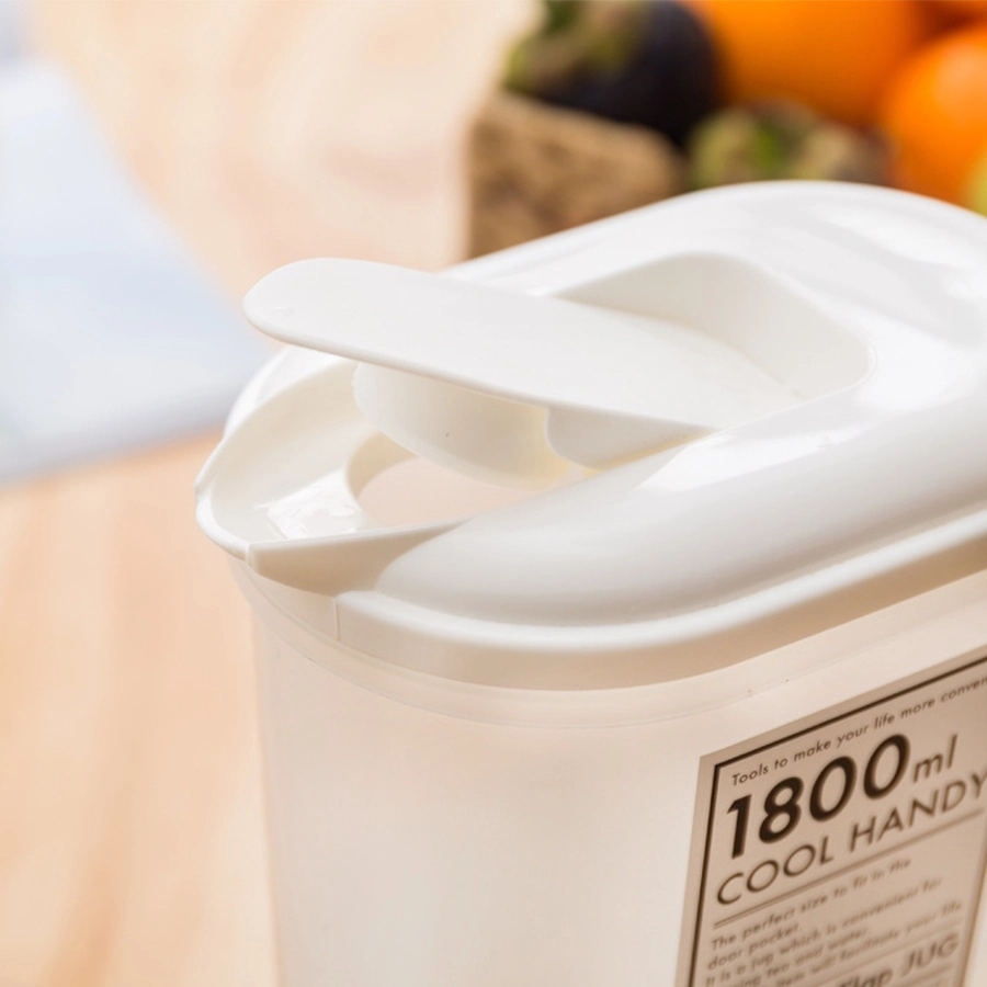 Bình nước có nắp bật Yamada 1.8L