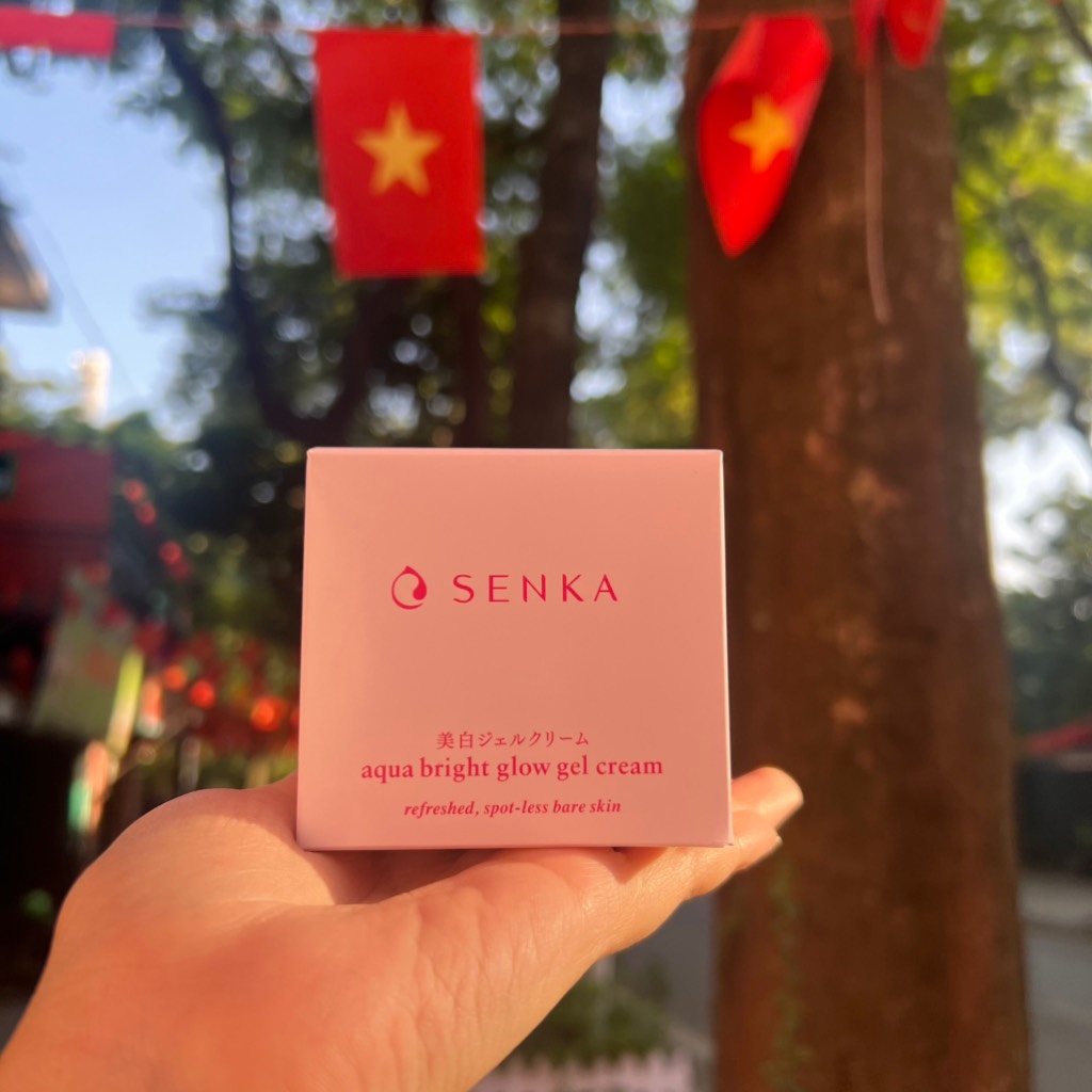 Kem dưỡng dạng gel ban đêm Senka dưỡng sáng da cấp ẩm tốt