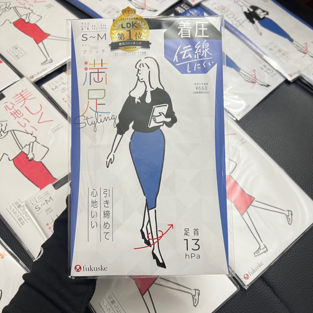 Quần tất Fukuske - Bó - Che khuyết điểm 10D màu đen size S-M