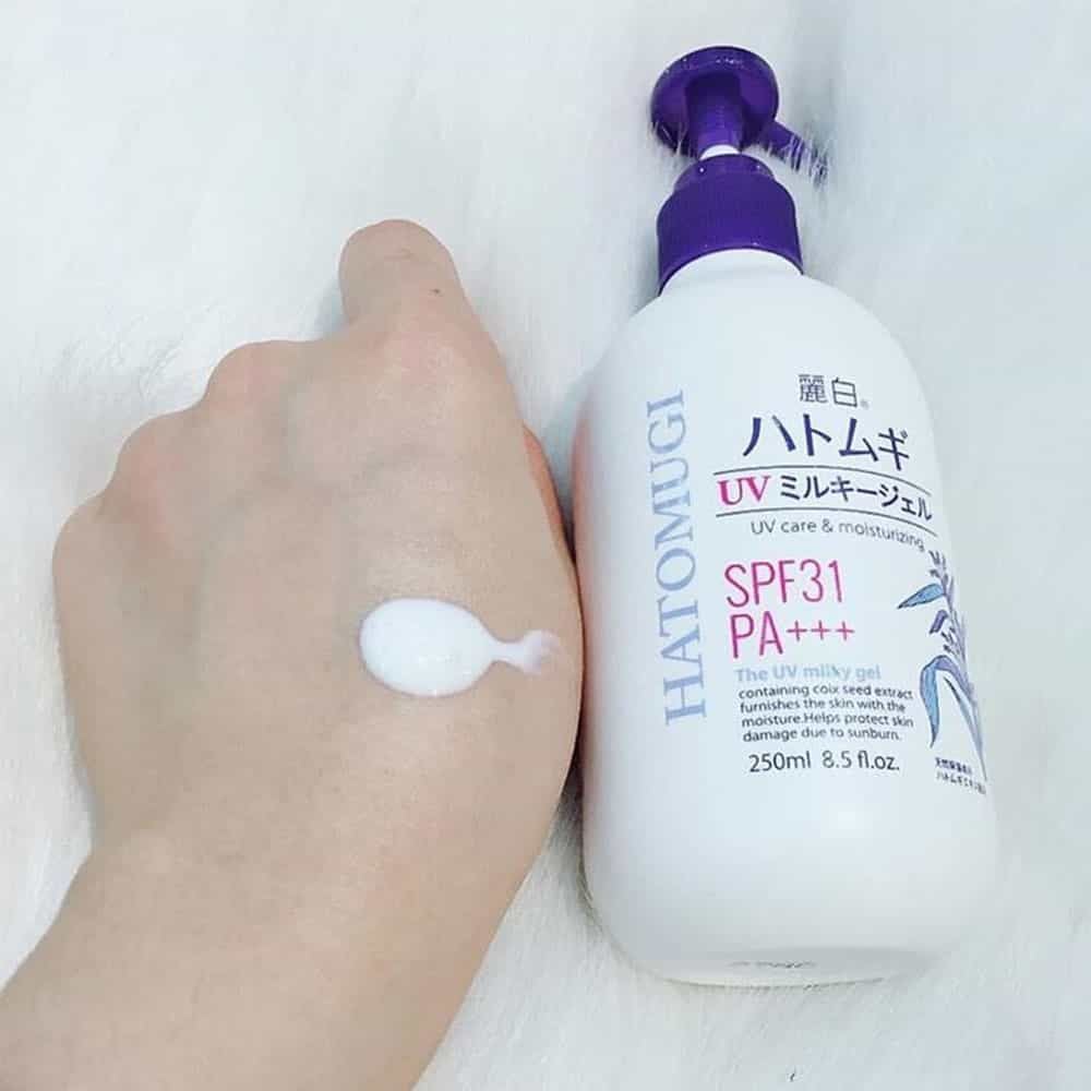 Sữa dưỡng thể Hatomugi chống nắng SPF31 PA+++ 250ml