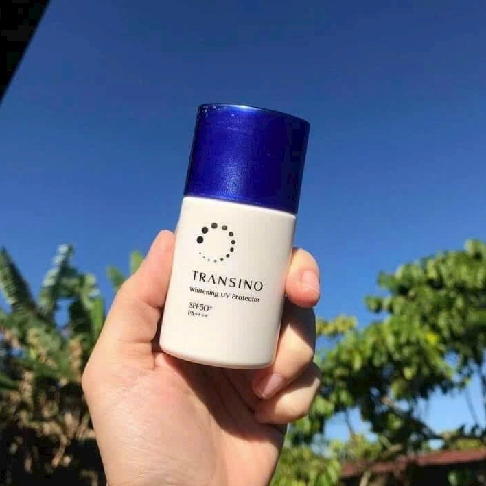 Kem Chống Nắng Trắng Da Transino Whitening UV Protector SPF50+ PA++++