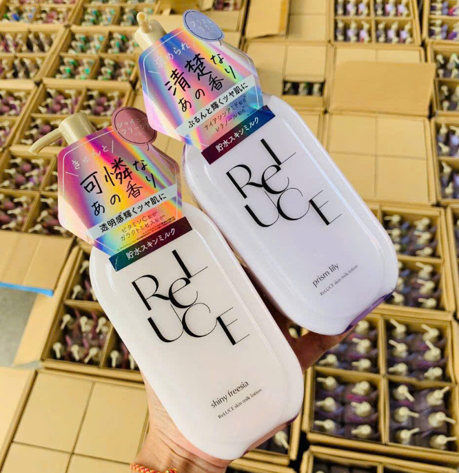 Sữa dưỡng thể toàn thân ReLUCE Roland hương hoa lily dưỡng sáng da 300ml