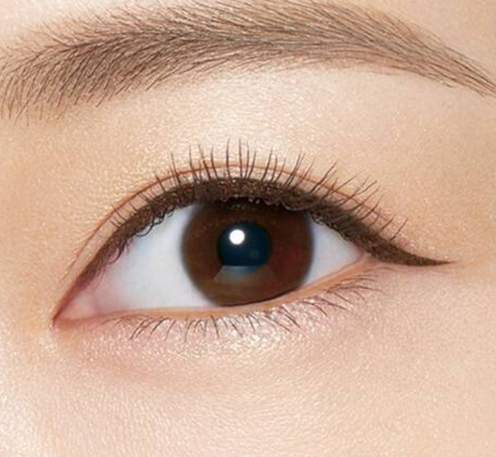 Bút kẻ mắt Kissme chống thấm nước, siêu bền 24h, siêu mảnh 0.1mm (Nâu đen)