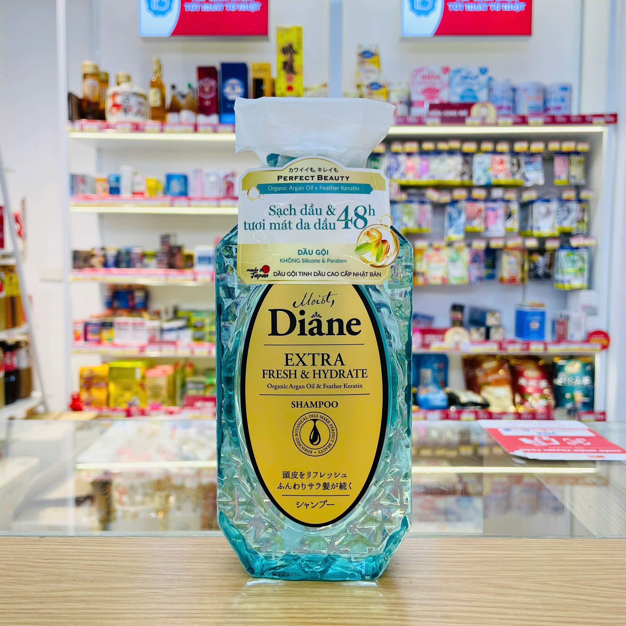 Dầu gội kiểm soát dầu Moist Diane Extra Fresh & Hydrate