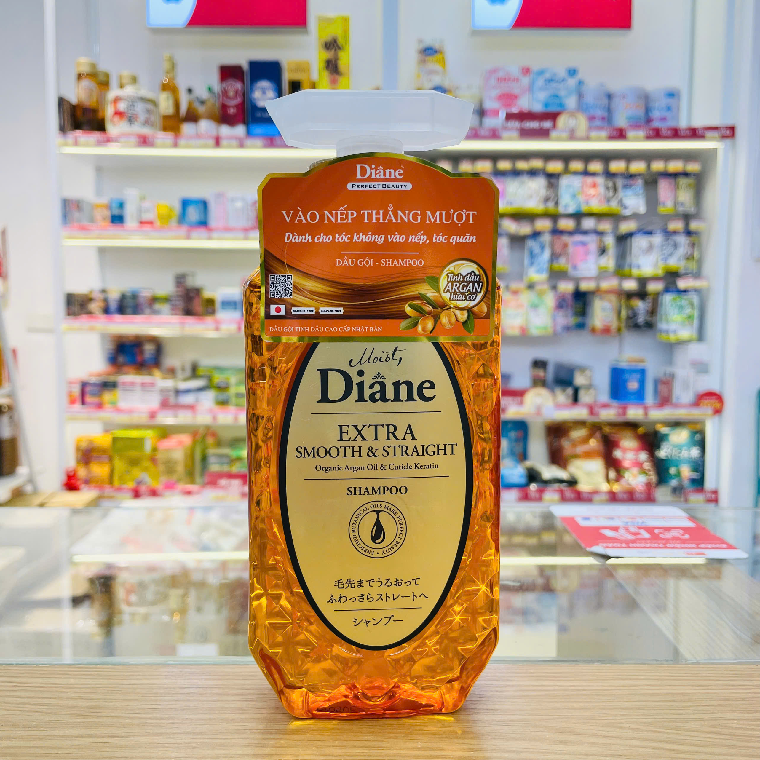 Dầu gội vào nếp thẳng mượt Moist Diane Extra Smooth & Straight