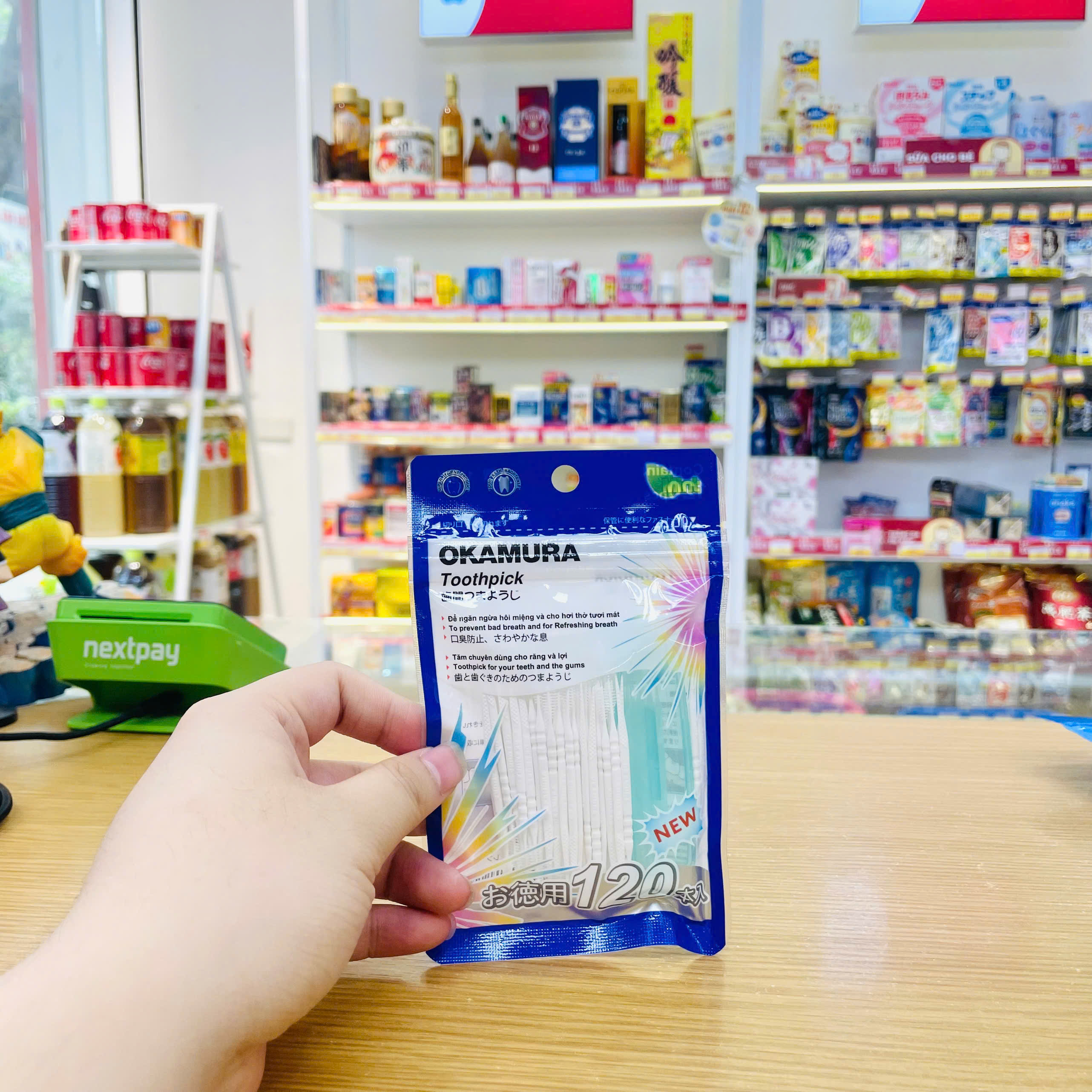 Tăm nhựa nha khoa Okamura 120 cây