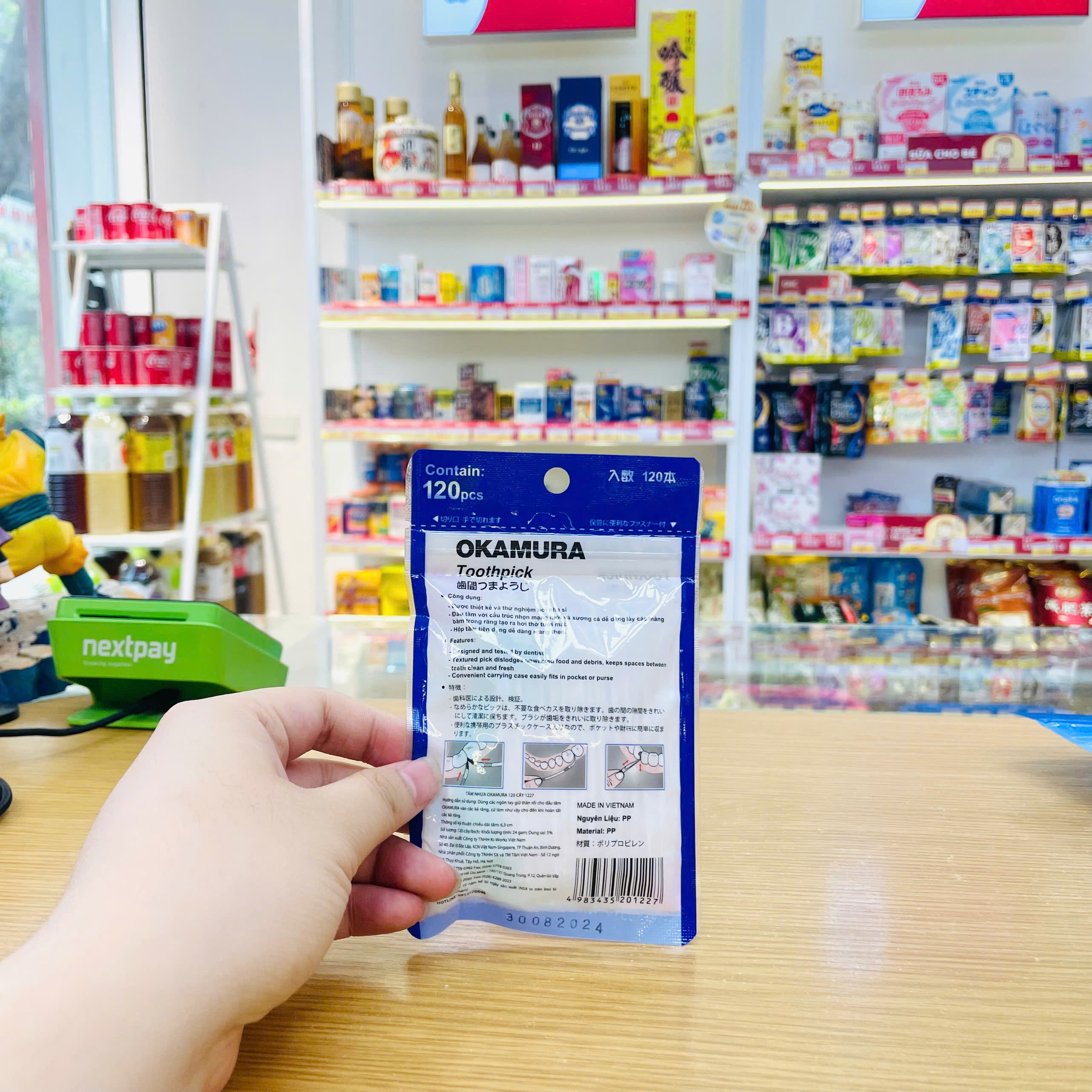 Tăm nhựa nha khoa Okamura 120 cây