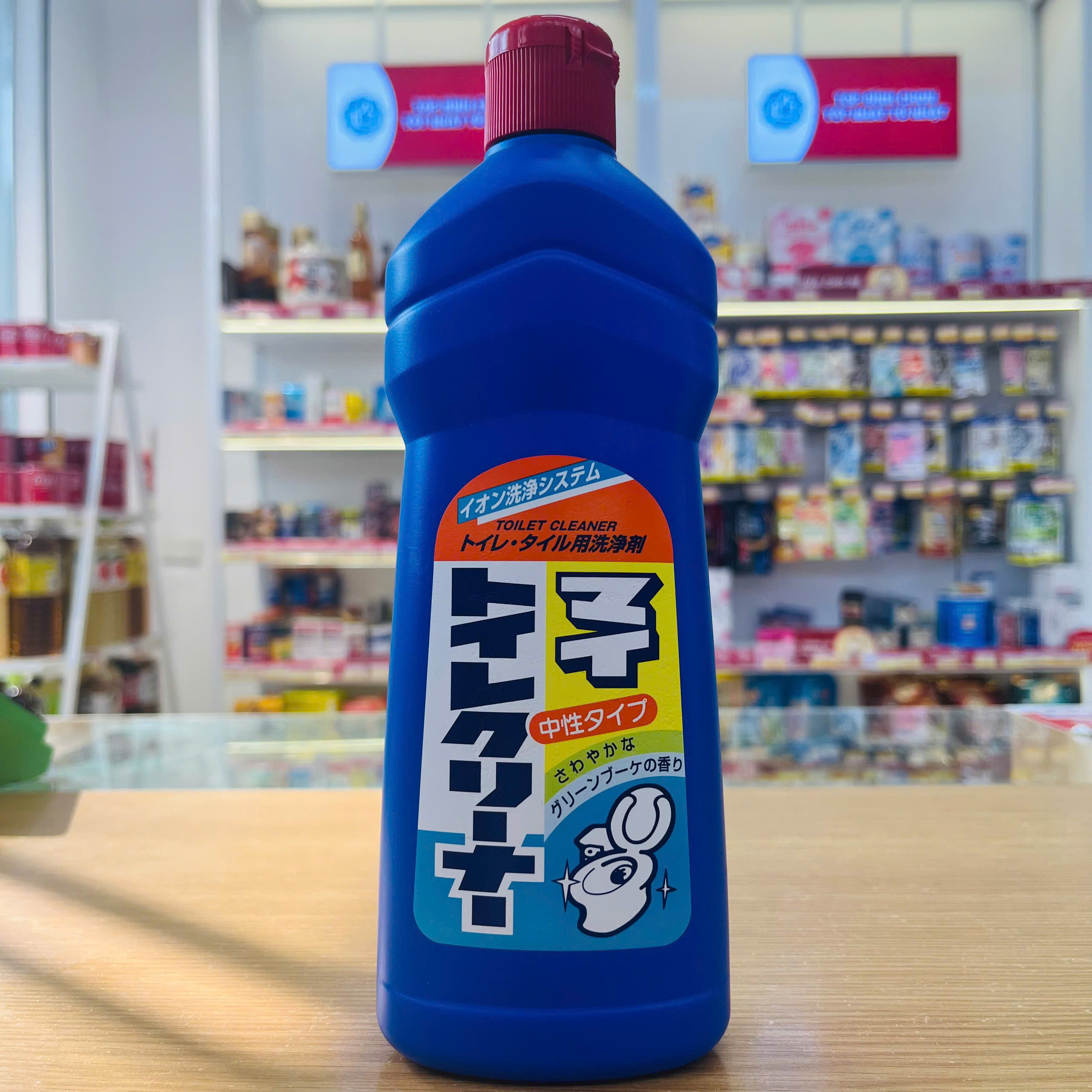 Nước tẩy rửa toilet Rocket Cleaner 500ml