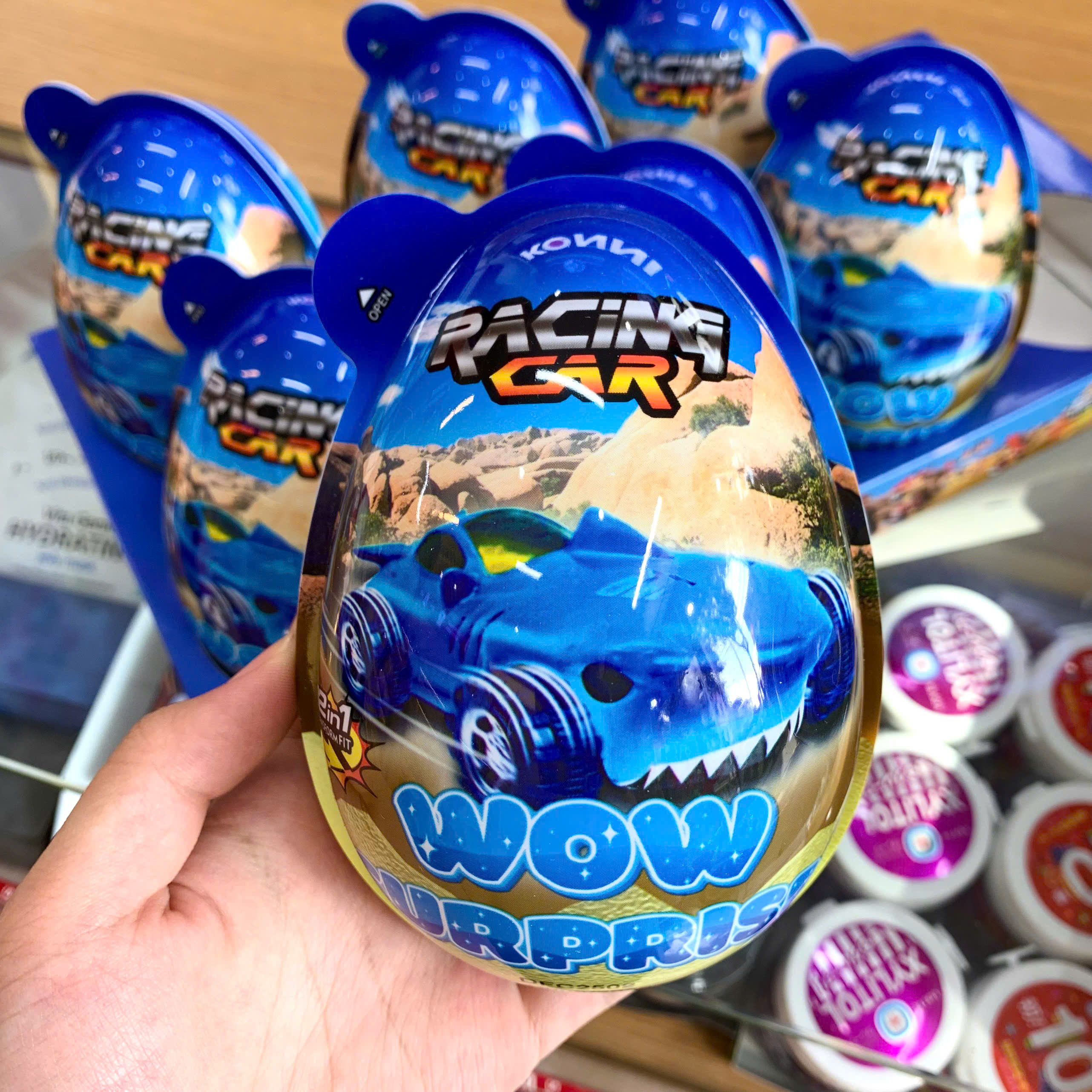 Trứng Socola Wow Surprise khổng lồ xanh