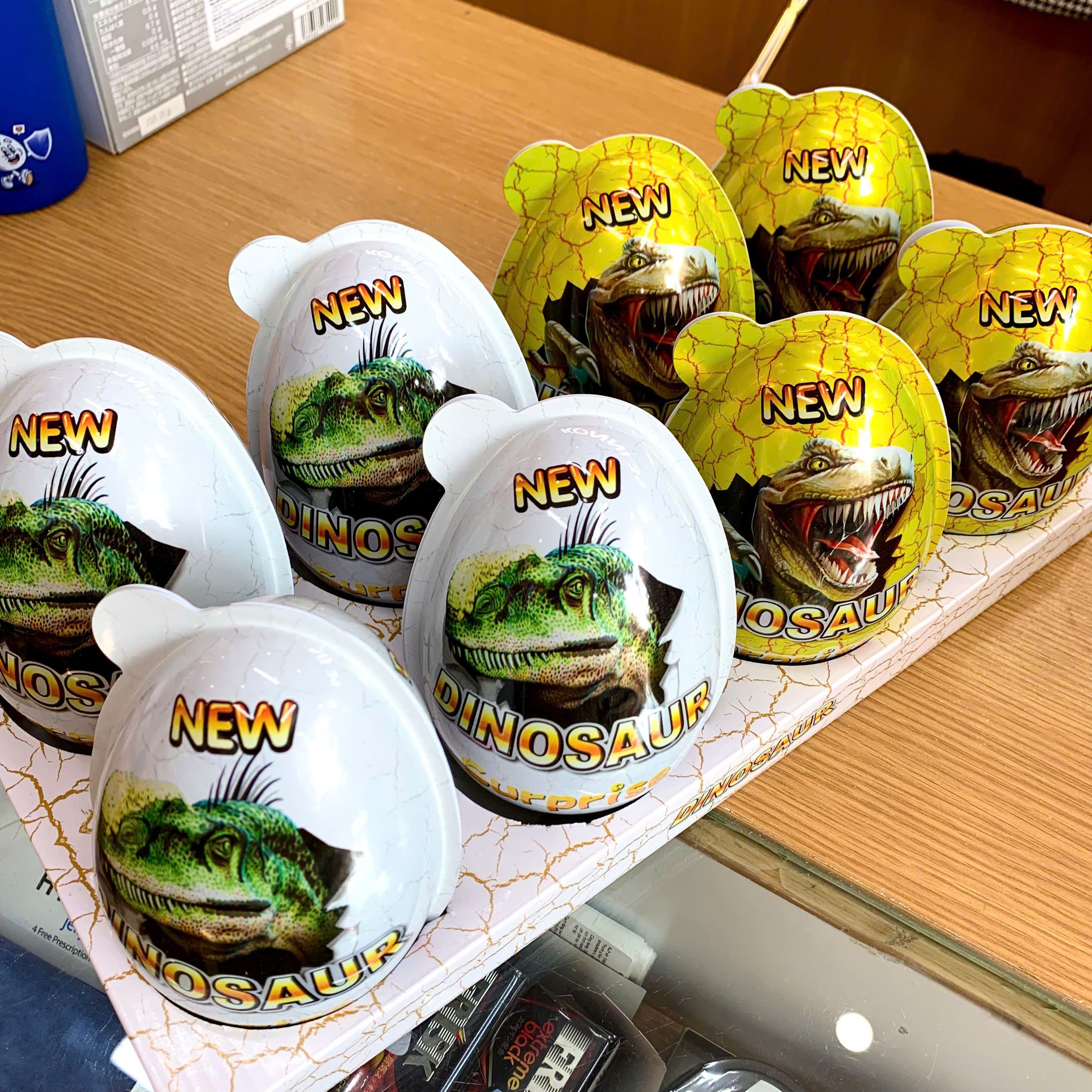 Trứng Socola khủng long