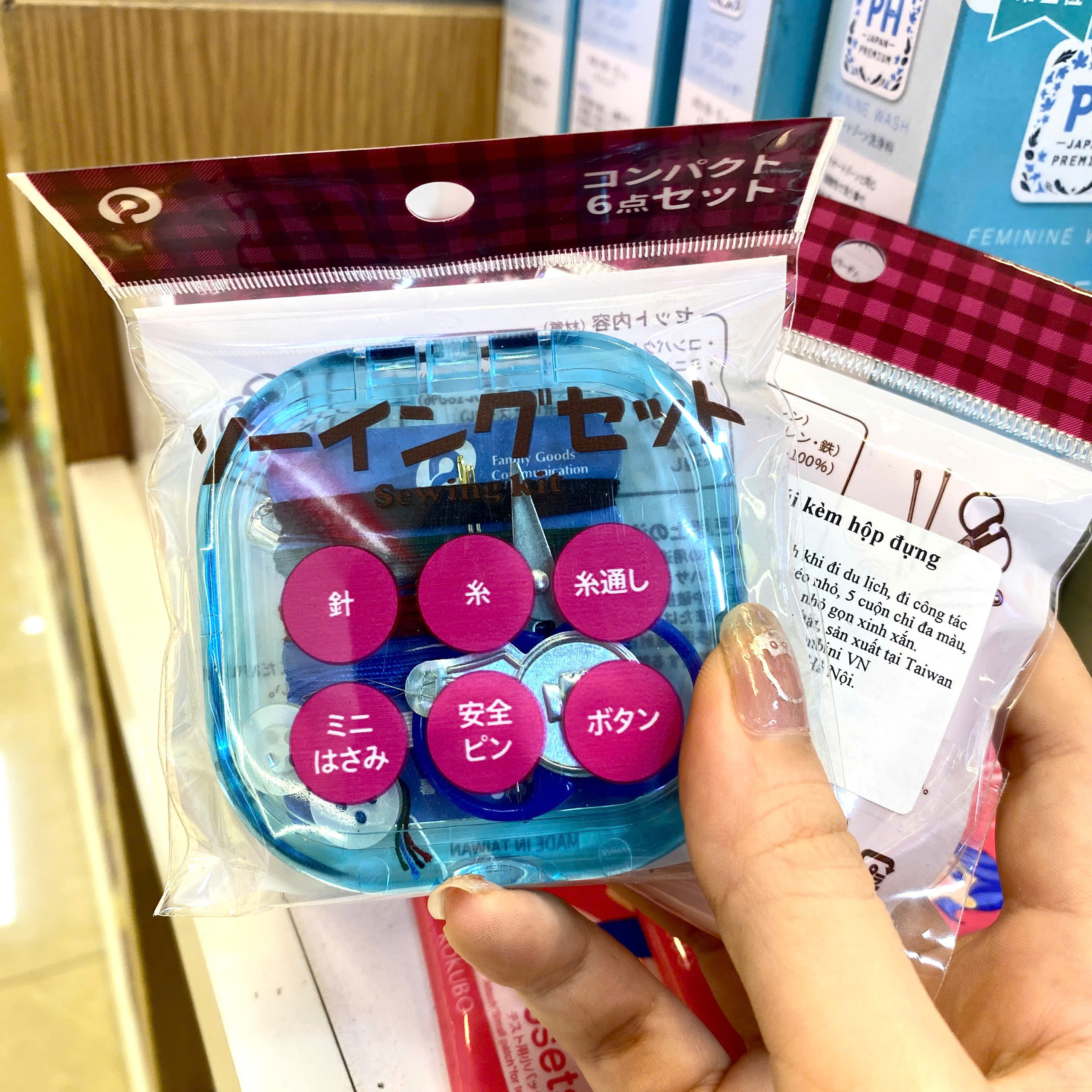 Bộ kim chỉ du lịch kèm hộp đựng