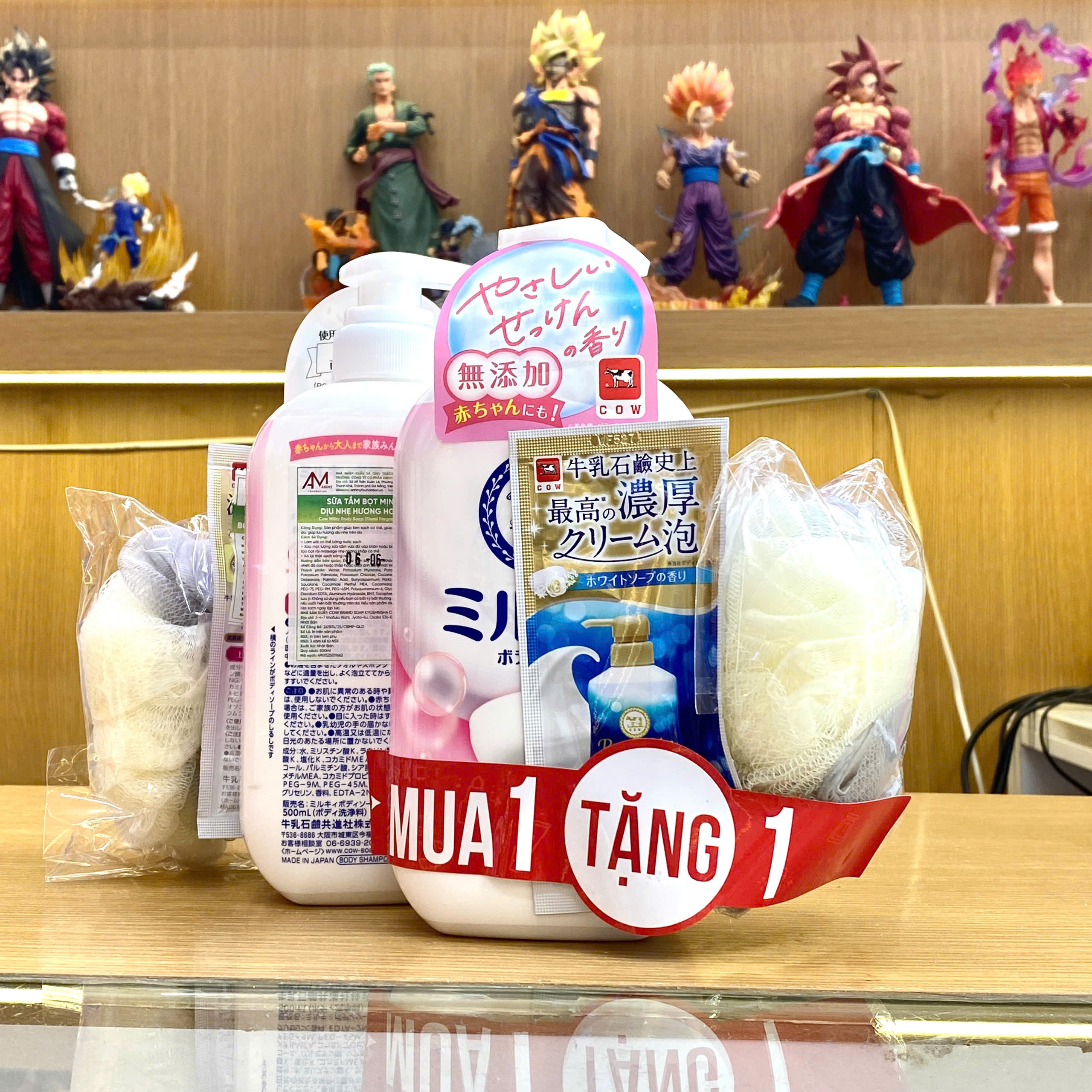 Sữa tắm tạo bọt mịn dịu nhẹ COW Milky hương hoa 500ml