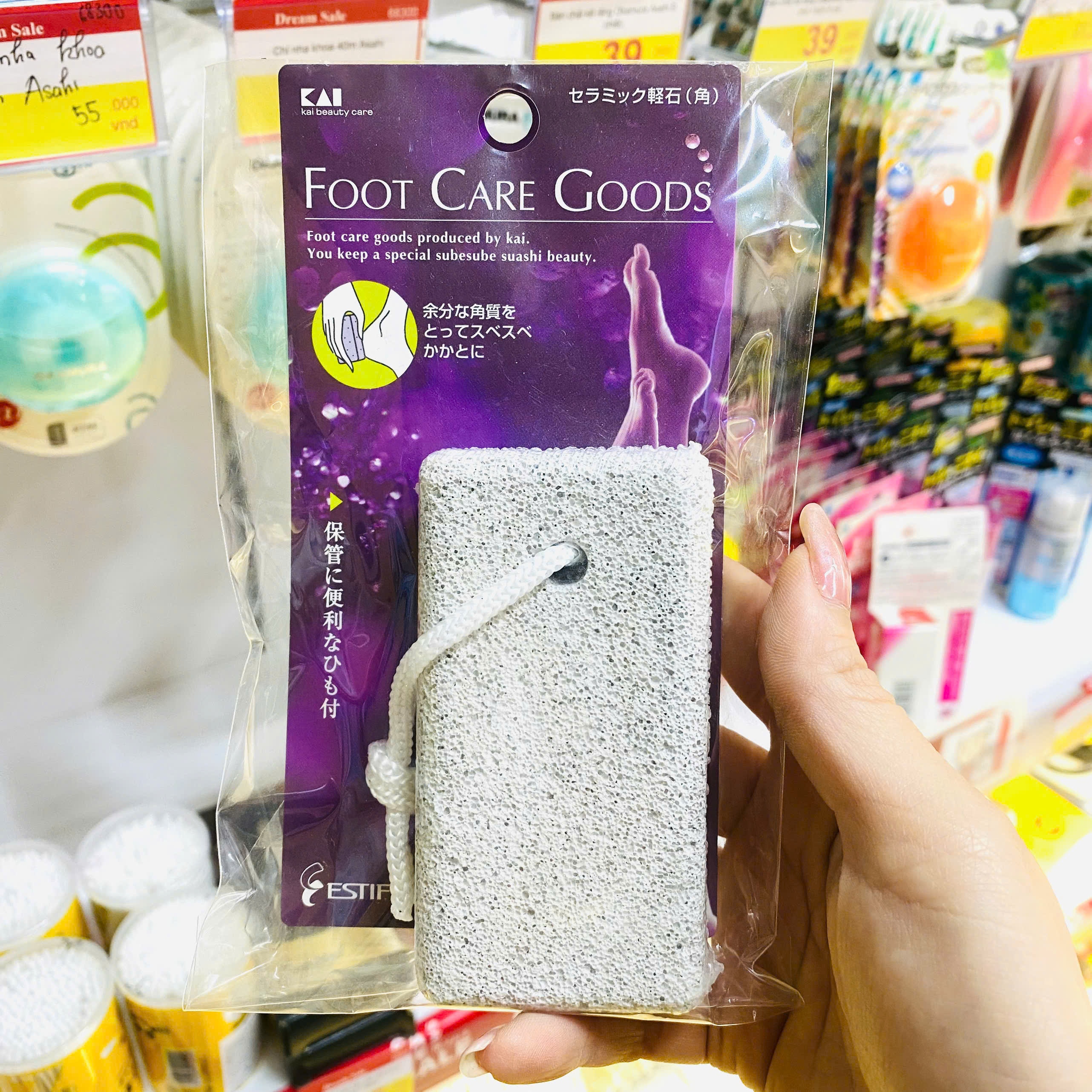 Đá bọt tắm chà gót chân, tẩy tế bào chết KAI