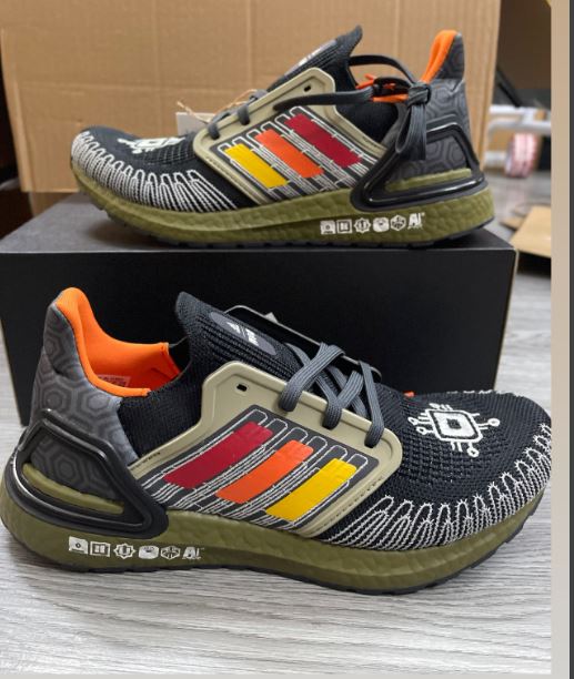 Giày thể thạy bộ nam Ultraboost adidas SEA CITY PACK GX8807