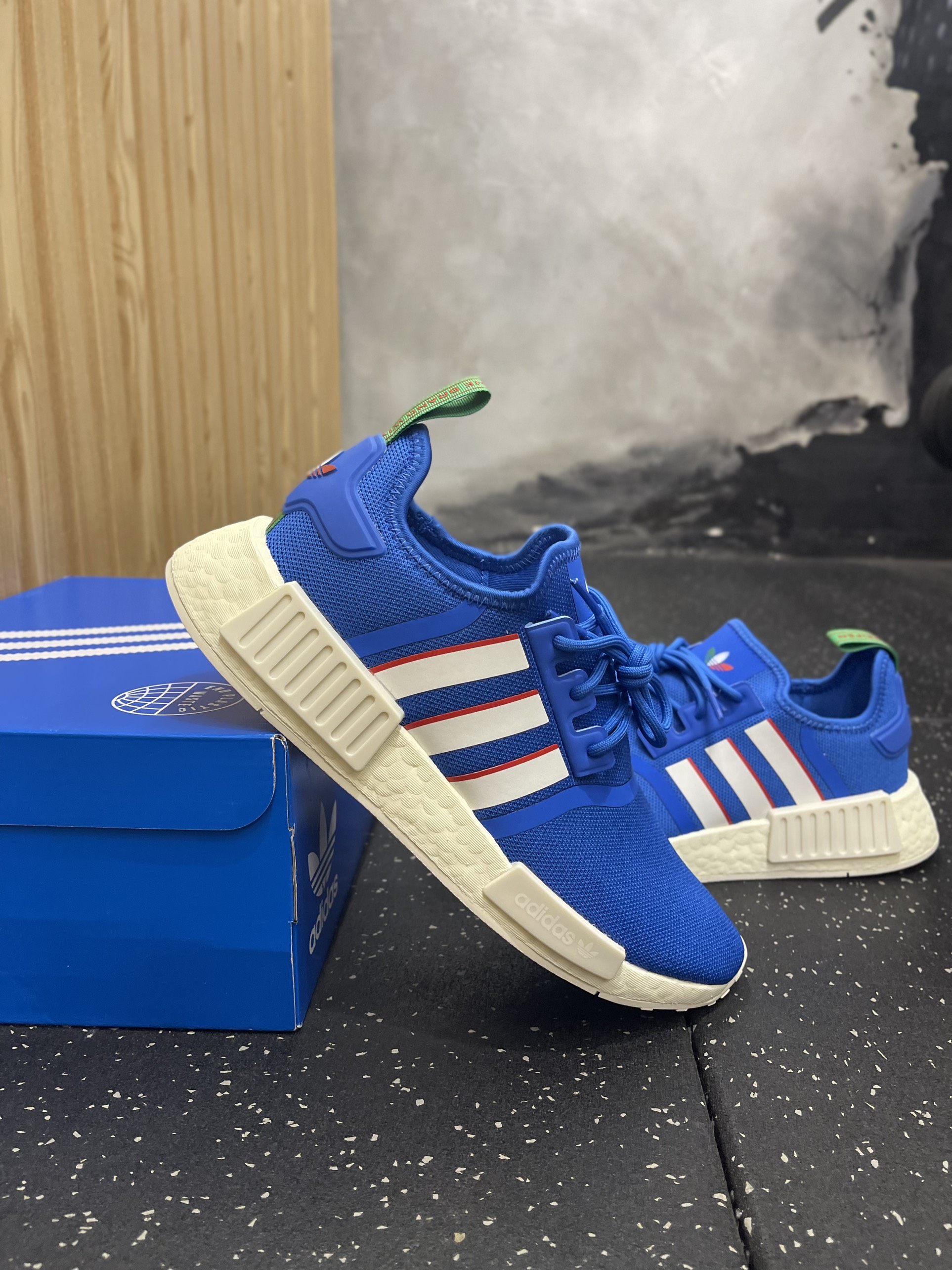 Giày NMD_R1 - GX9886