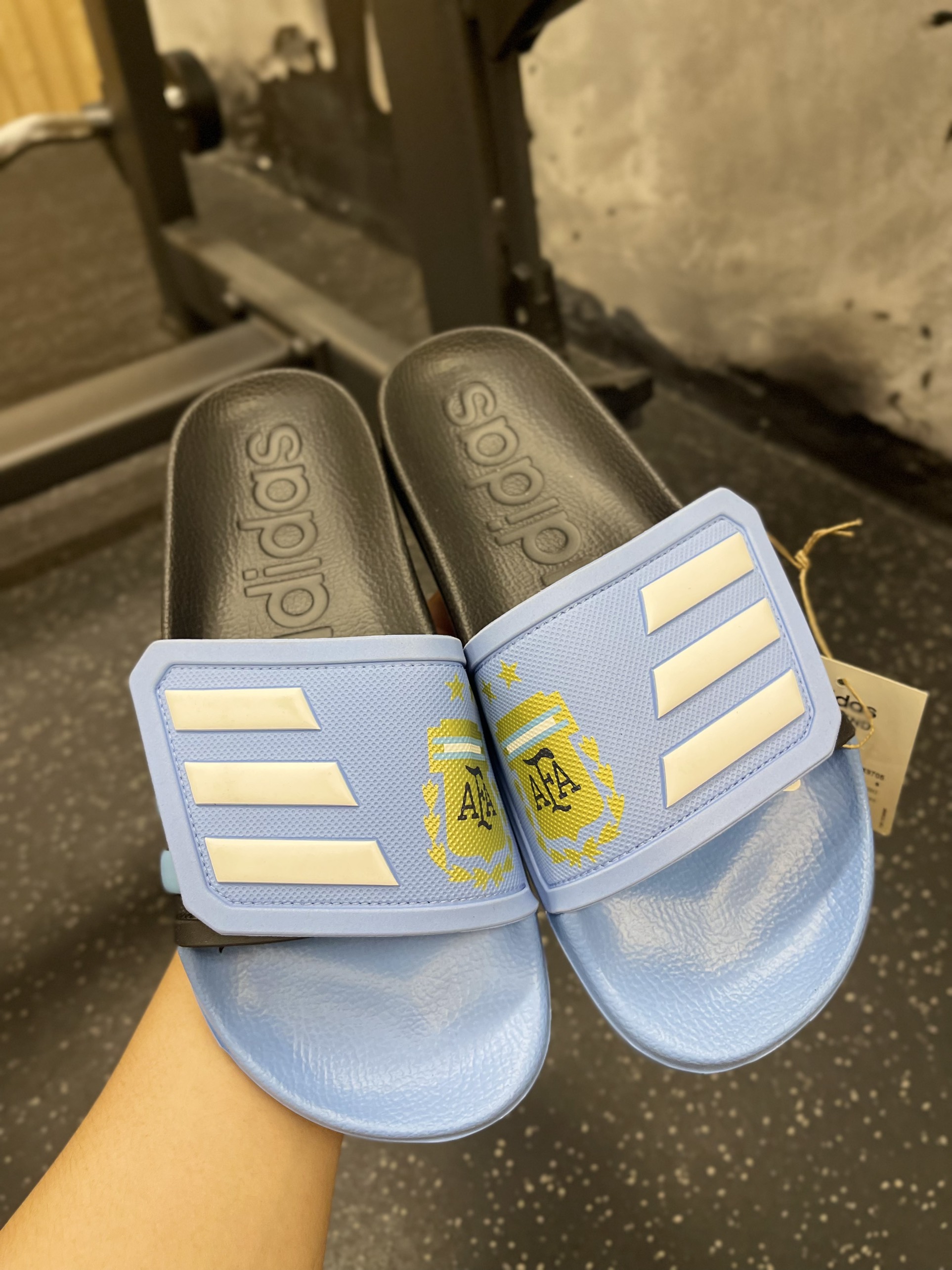 DÉP ADILETTE TND Tuyển Argentina GX9705