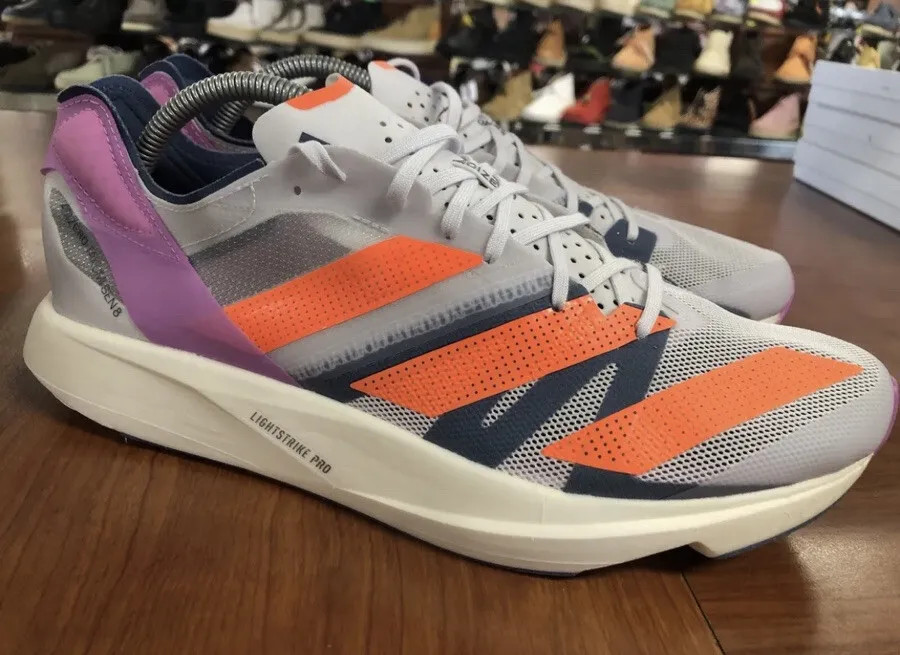 GIÀY CHẠY BỘ ADIZERO TAKUMI SEN 8 - GX6669 form ôm nên Tăng Size