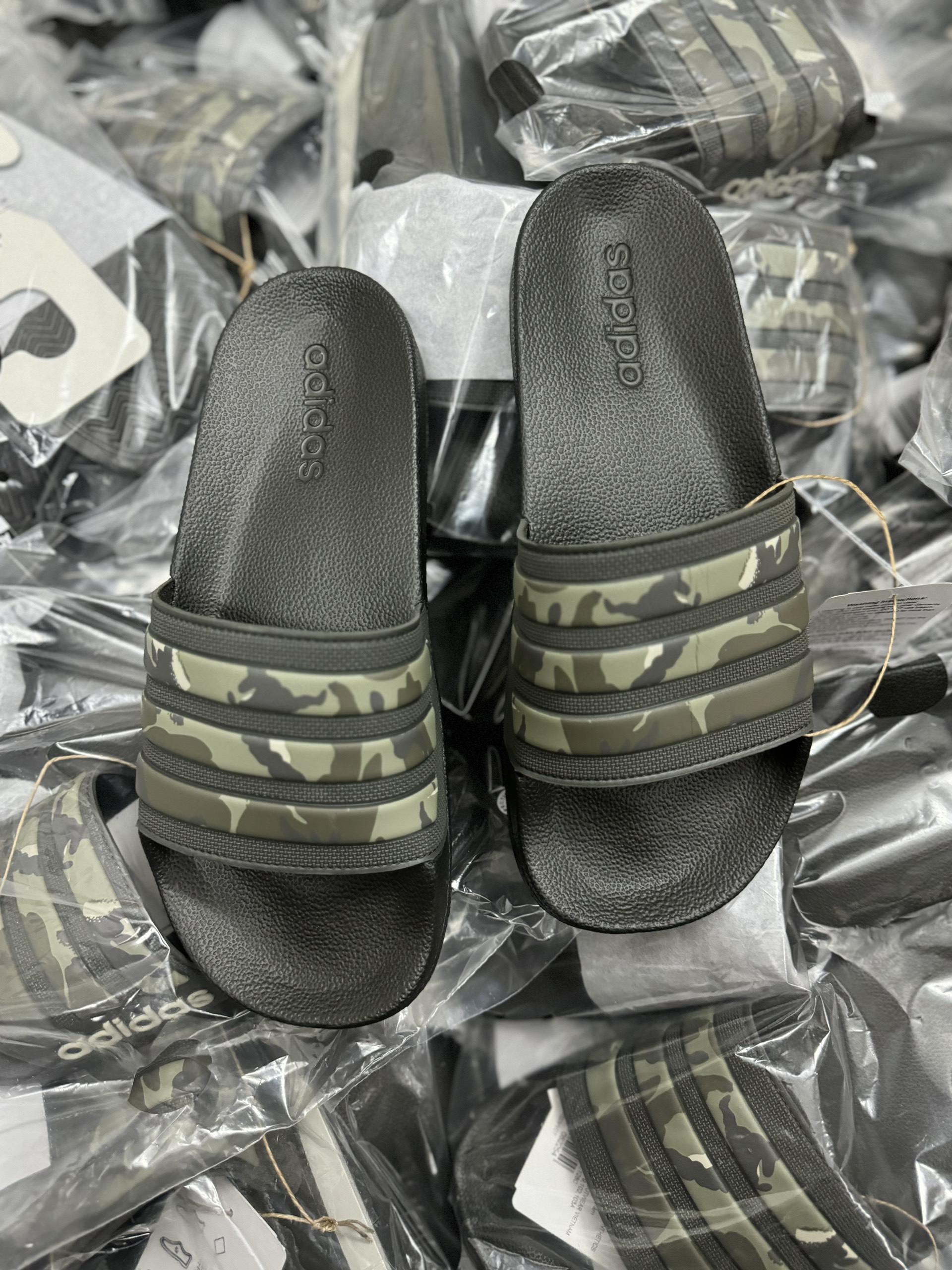 Dép Shower Camo IG3683