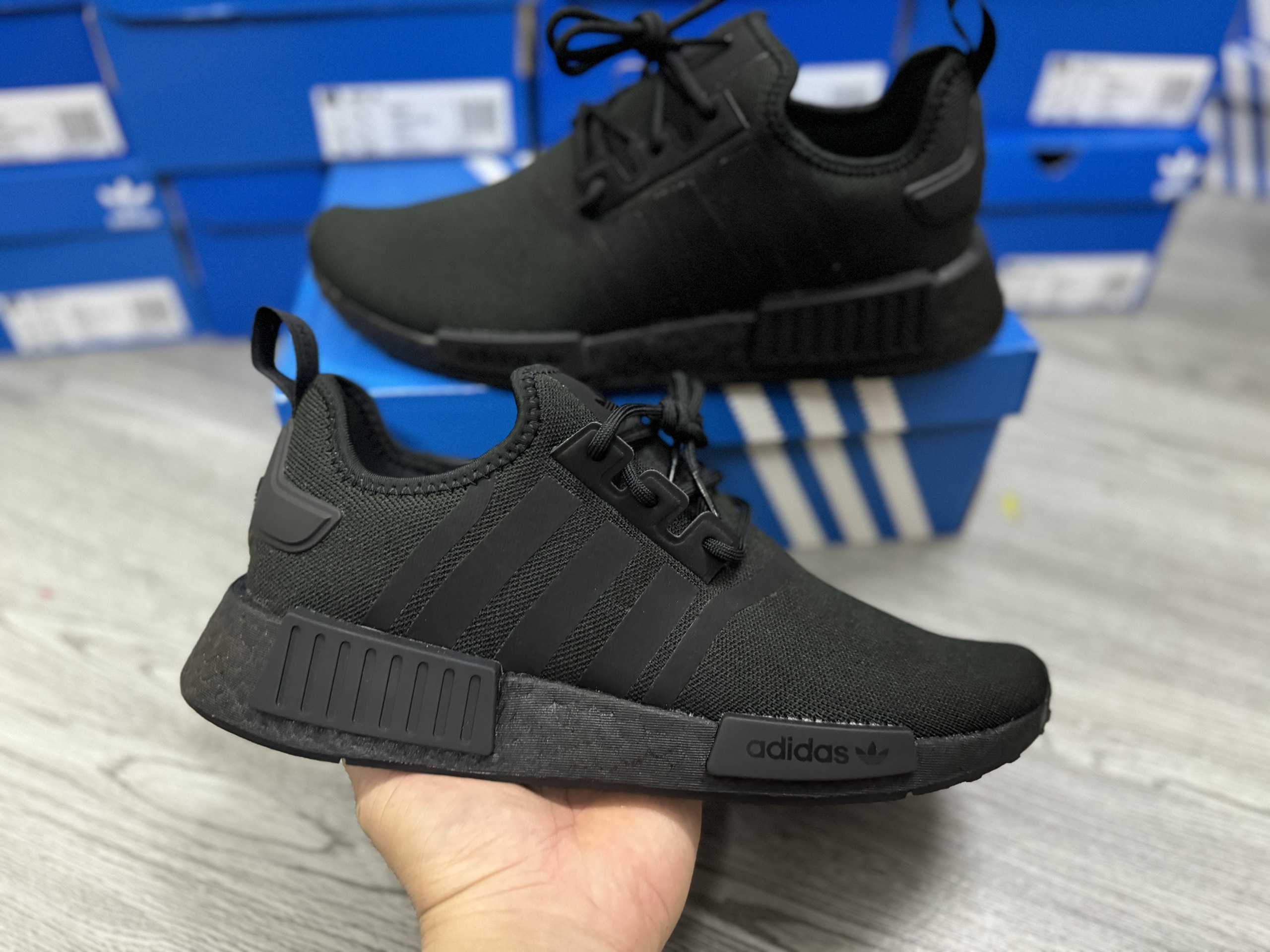 Giày NMD_R1 - gz9256
