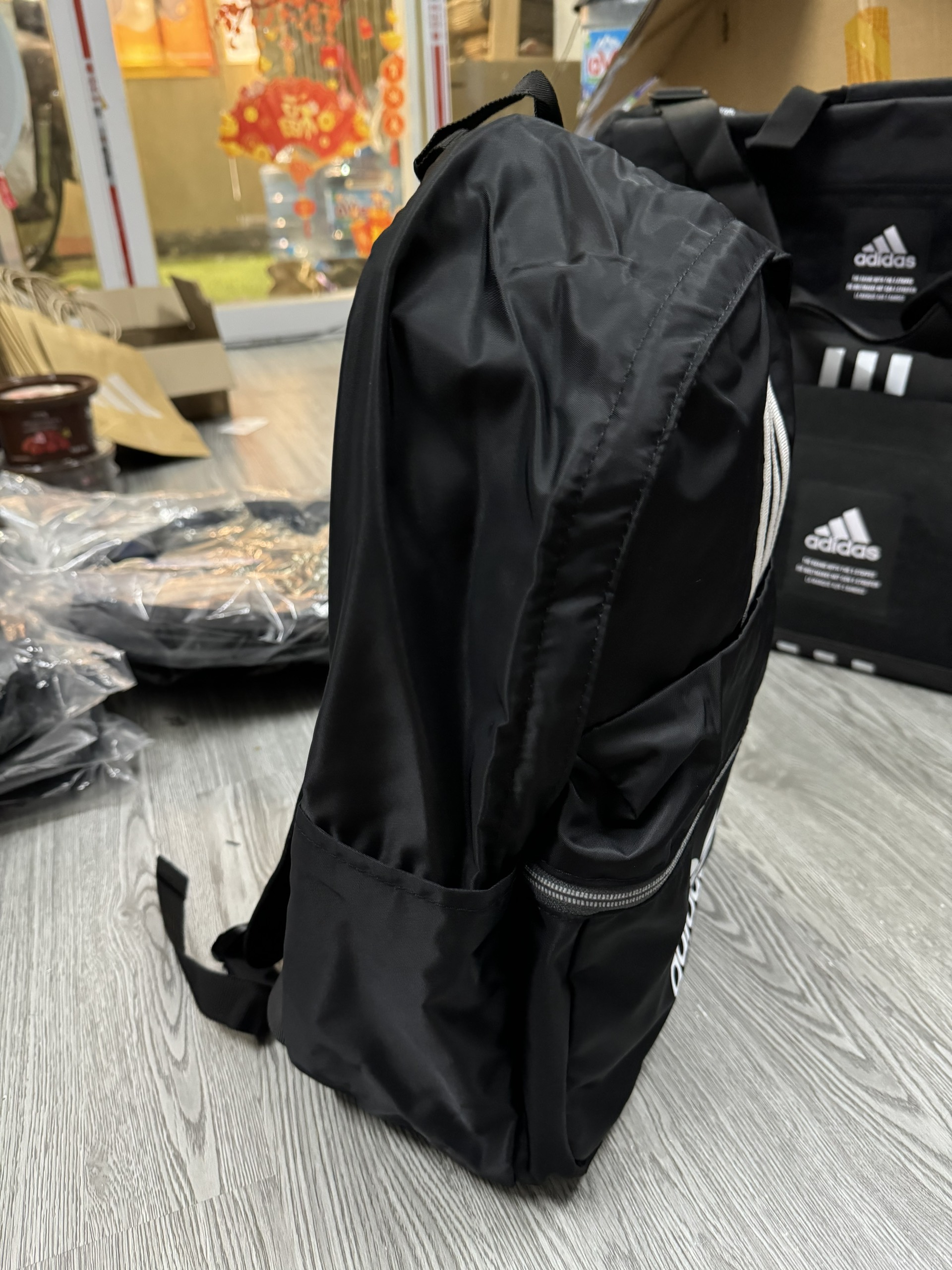 Balo Adicolor Archive Backpack – Black IT7601