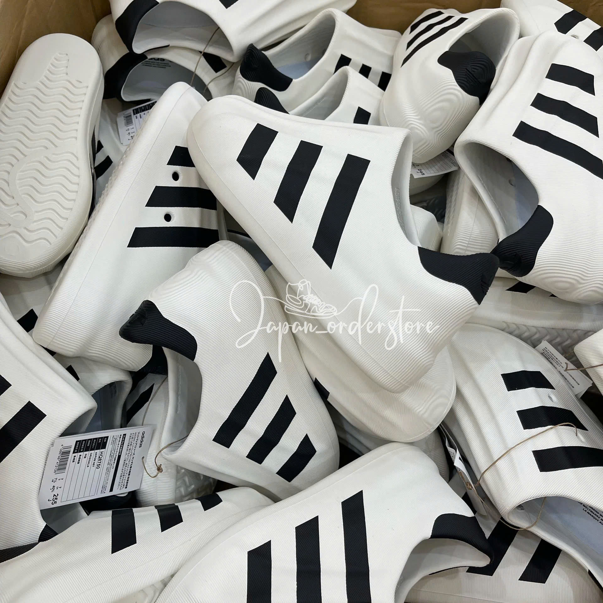 Giày Superstar Adifom - hq8750