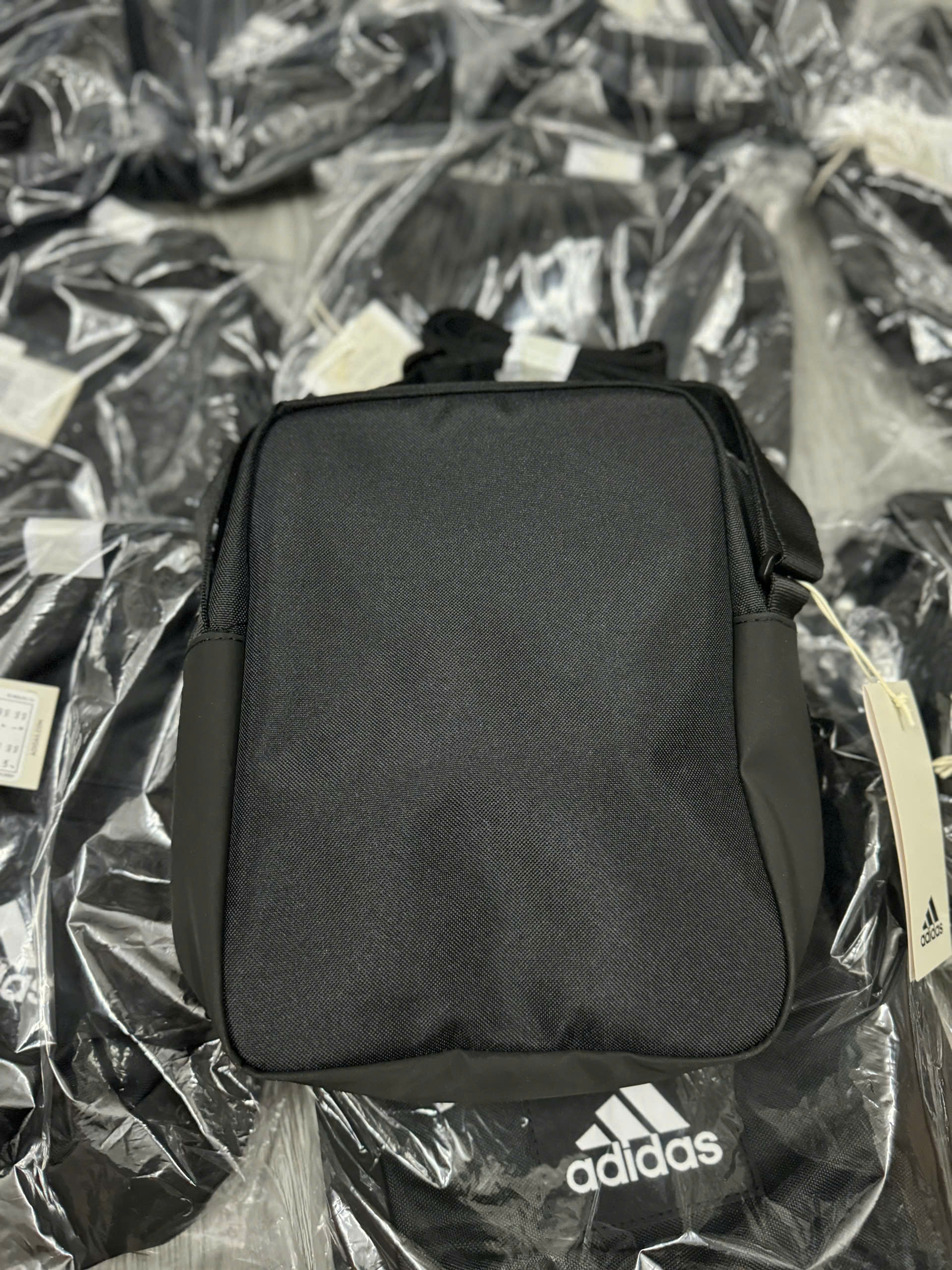 Túi đeo chéo  Đa Năng Essentials - IT2048