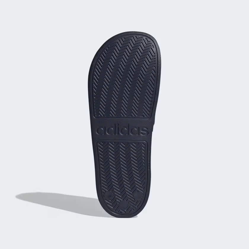 DÉP Shower ADILETTE form ôm IE8946
