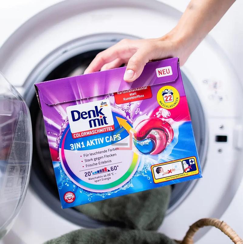 Viên giặt xả dành cho quần áo màu Denkmit 3 in 1 màu tím, hộp 22 viên-Nhập Đức