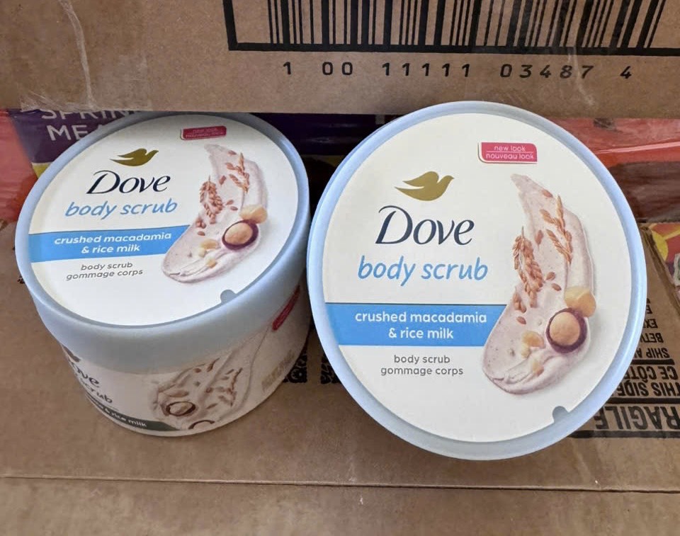 Tẩy Tế Bào Chết Body Dove Macca & Sữa gạo 225ml