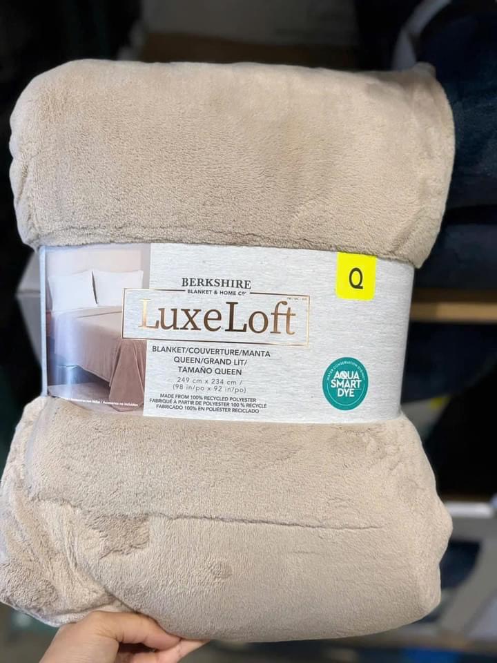 Mền LuxeLoft Queen (Cái)