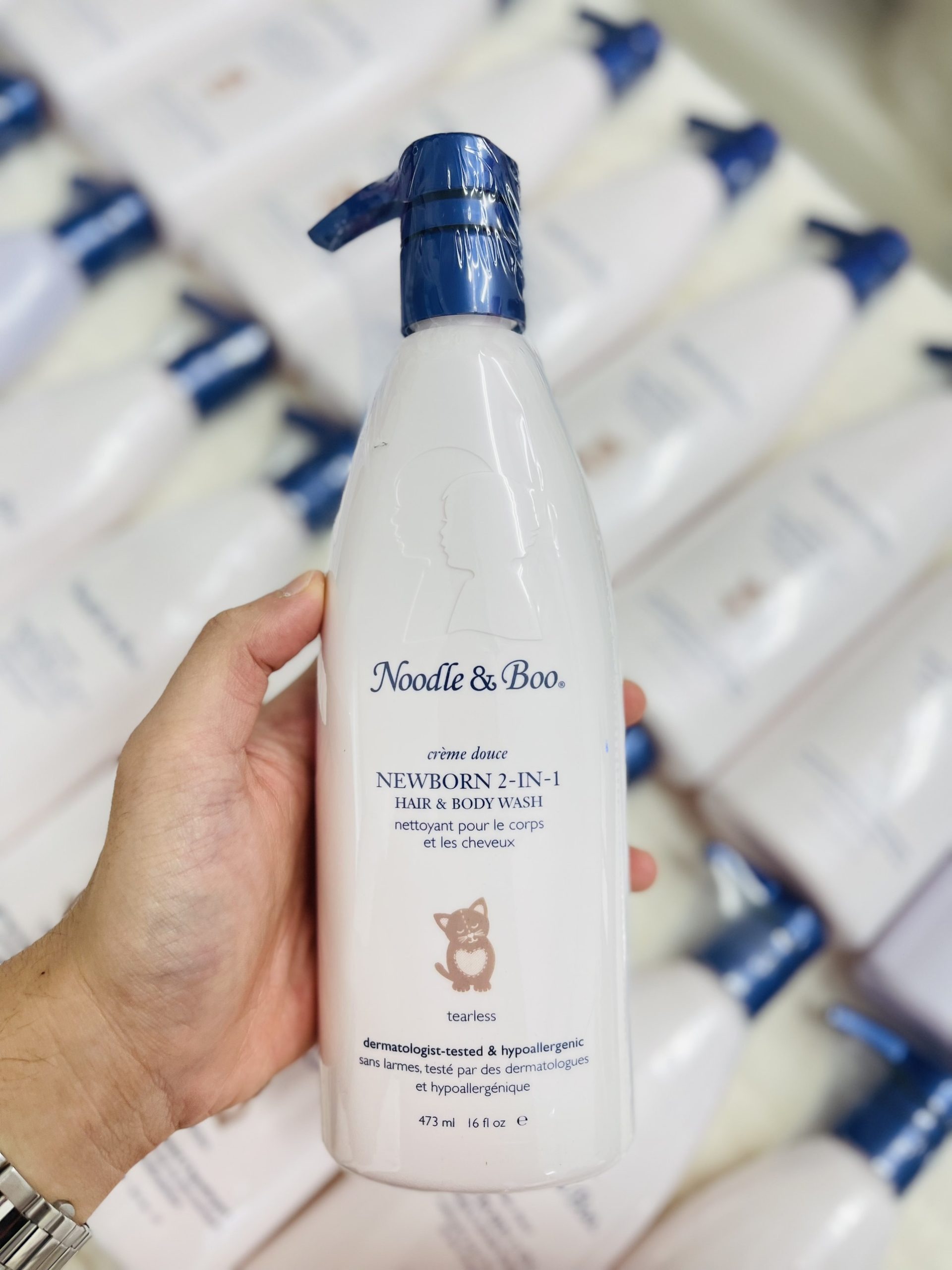 Sữa tắm gội Noodle & Boo 2in1 Creme Douce 473ml (chai)