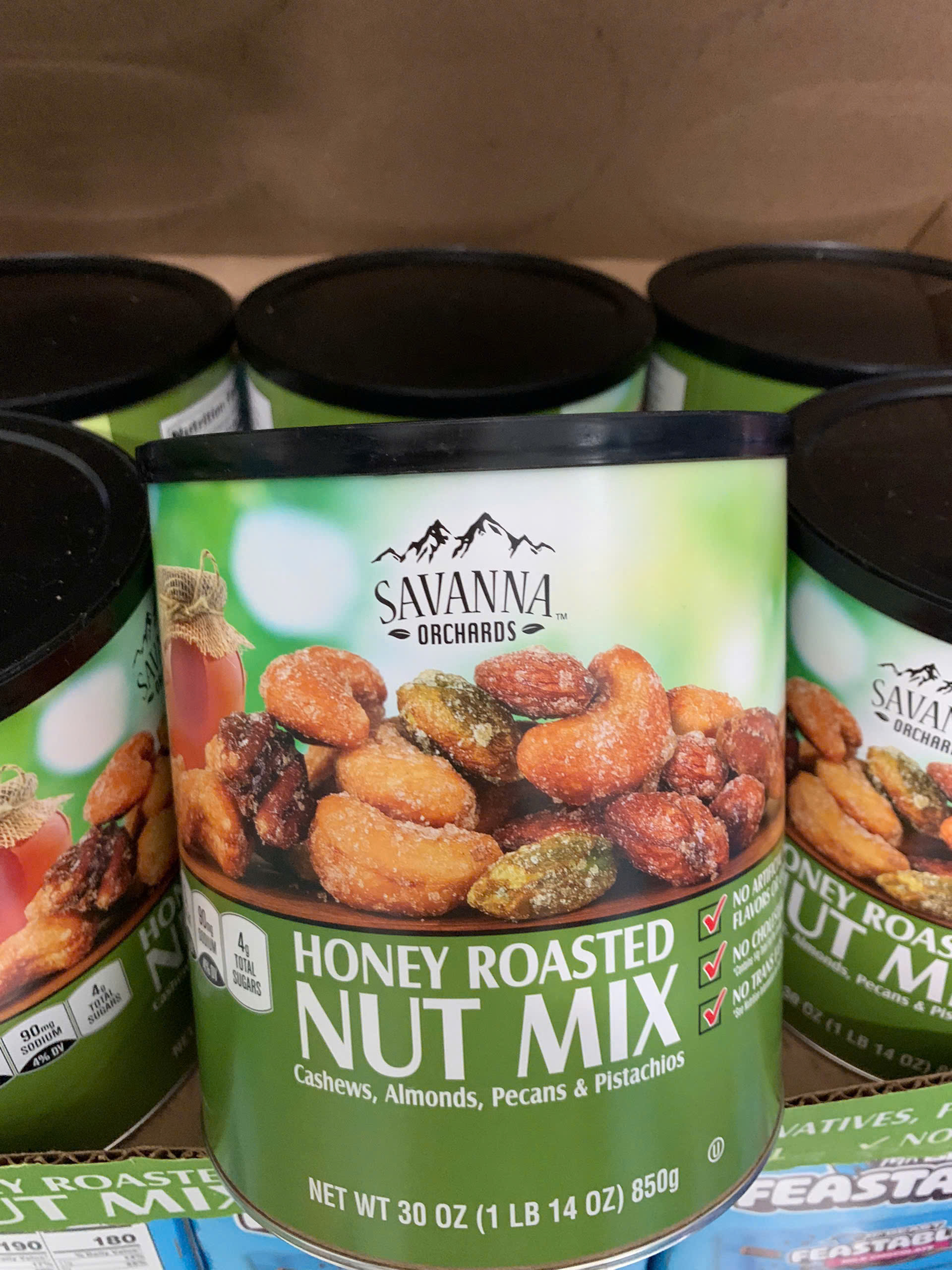 Hạt Hỗn Hợp Tẩm Mật Ong Savanna Gourmet Honey Roasted Nut Mix 850g (Xanh lá)