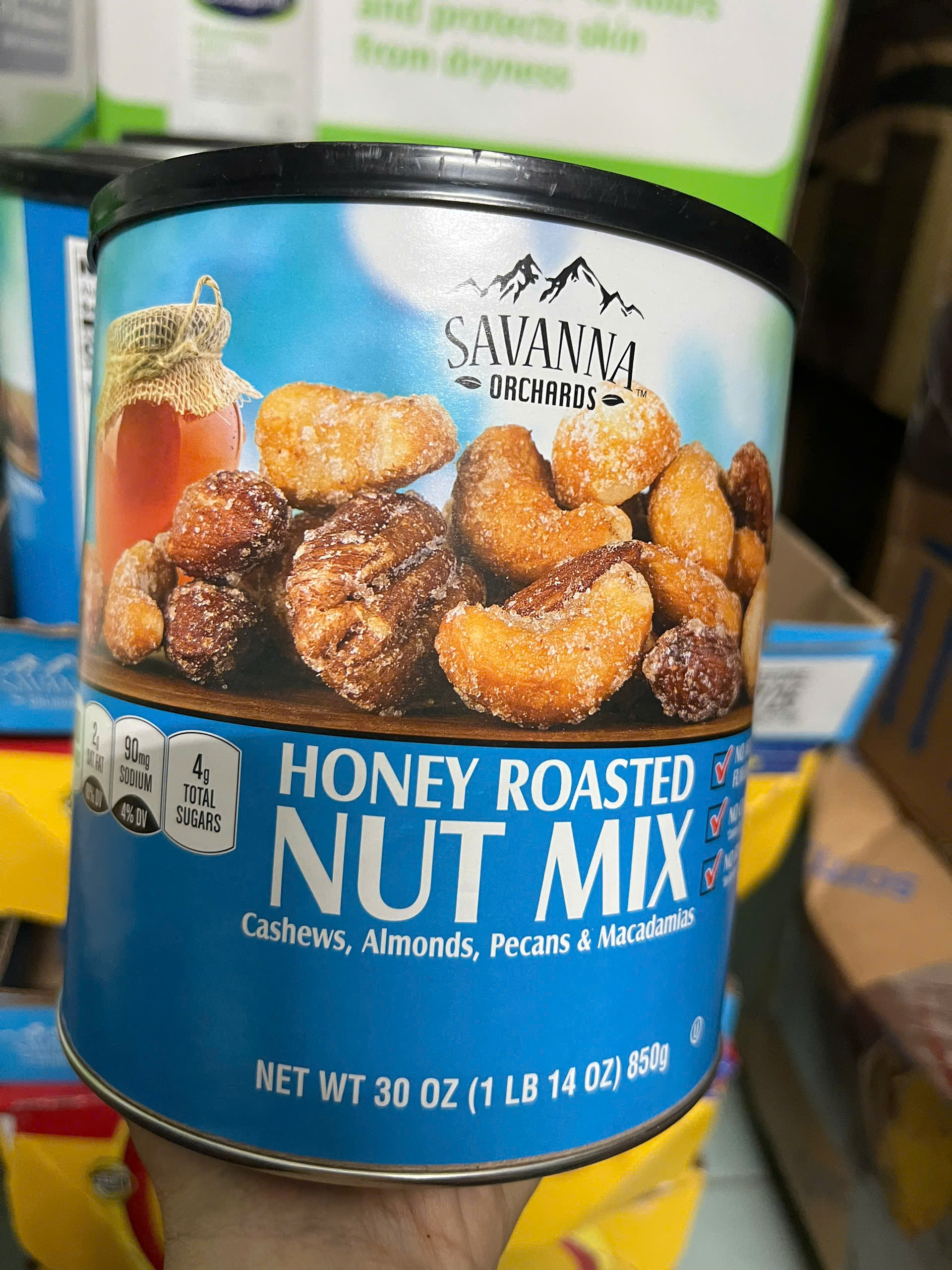 Hạt Hỗn Hợp Tẩm Mật Ong Savanna Gourmet Honey Roasted Nut Mix 850g (Xanh dương)