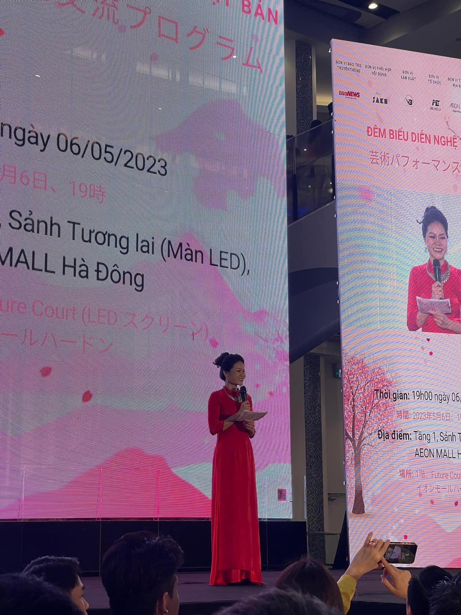 KC17 Kiềng bạc khổng tước s99