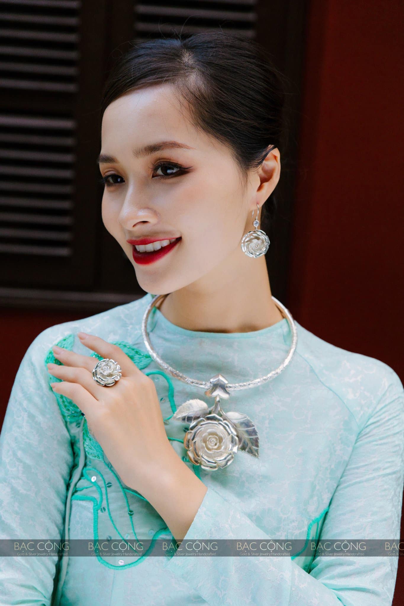 Bộ sản phẩm bạc ta Hoa Hồng bạc nguyên chất hàng chế tác tác độc bản