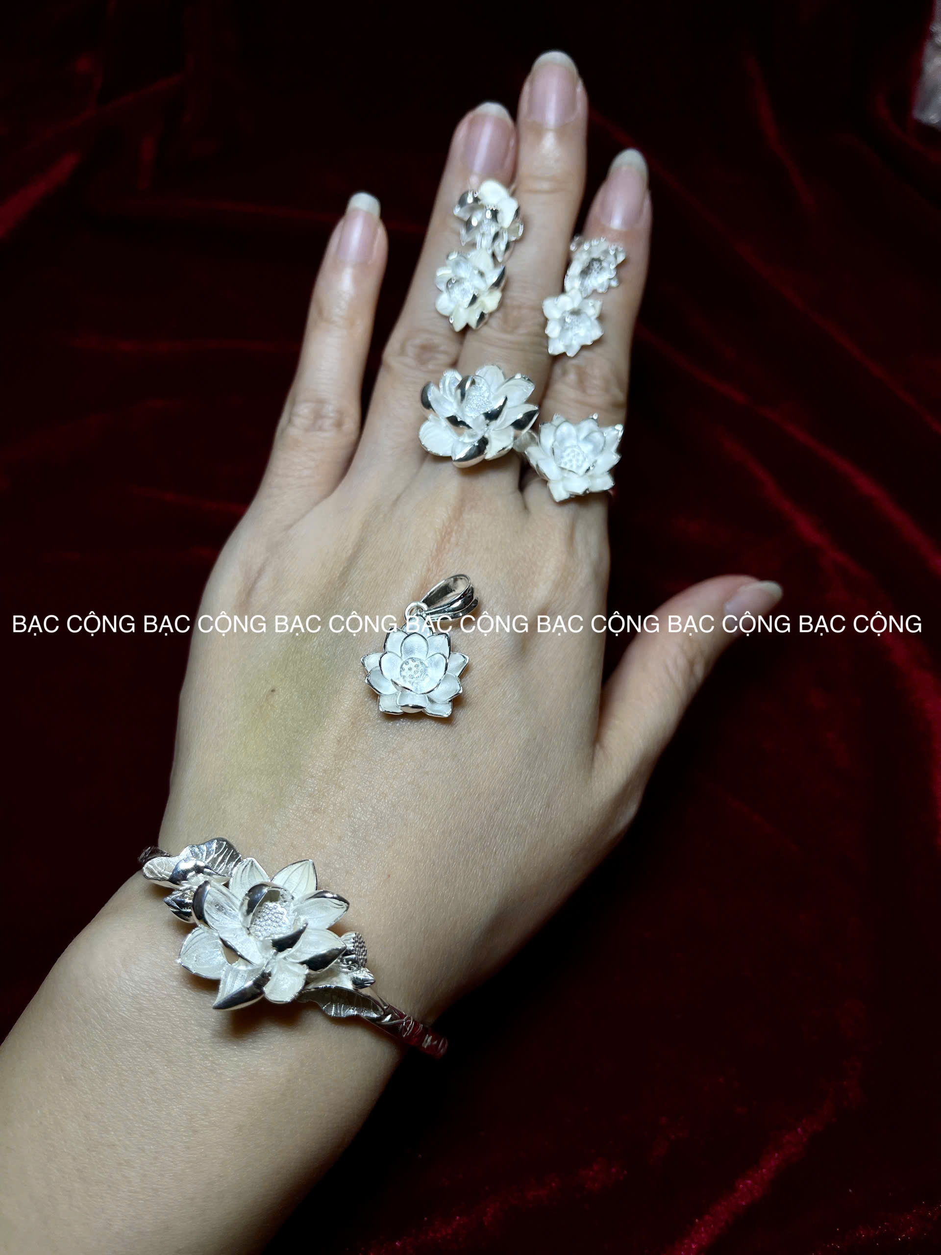Kiềng hoa sen bạc nguyên chất s99