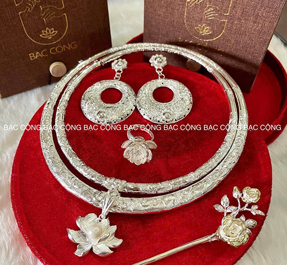 Sản phẩm bạc