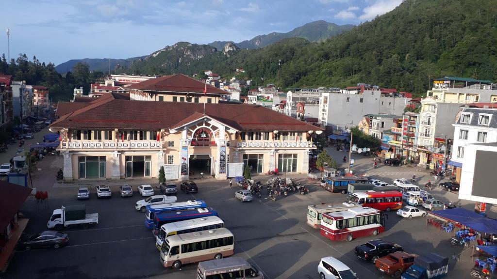 Phòng ban công