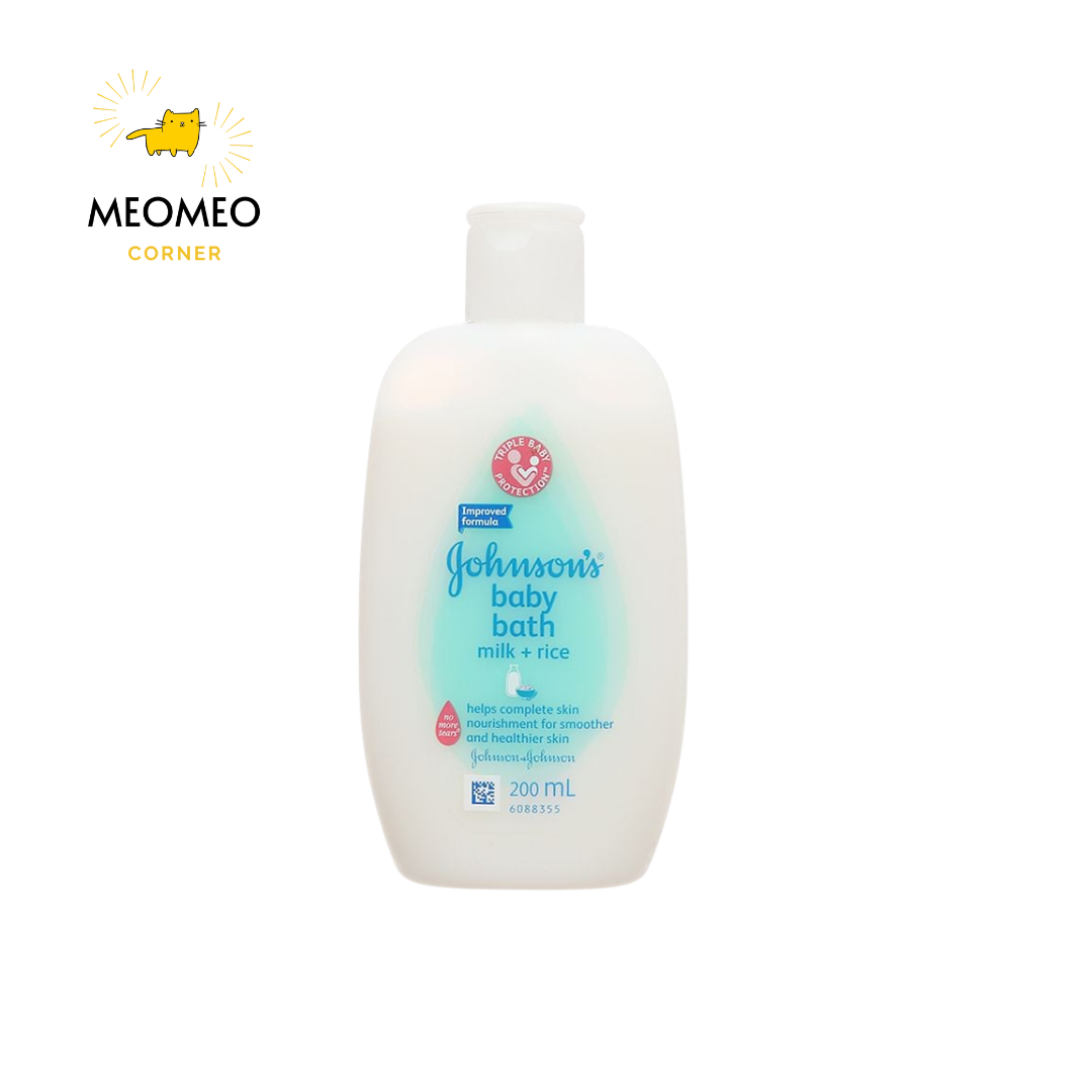 Sữa tắm Johnson's Baby chứa sữa và gạo