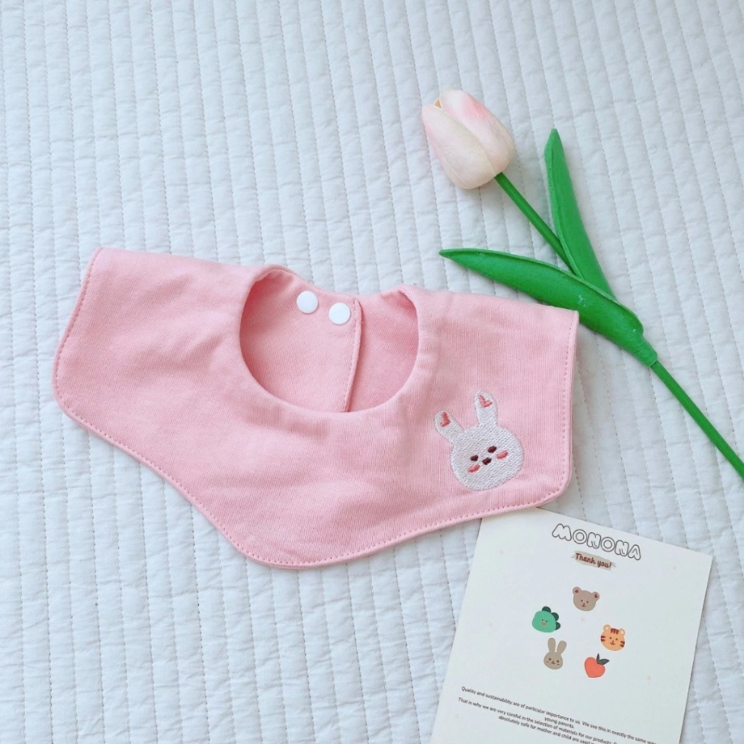 Yếm cổ vuông/cổ tròn thêu hoạ tiết Monona