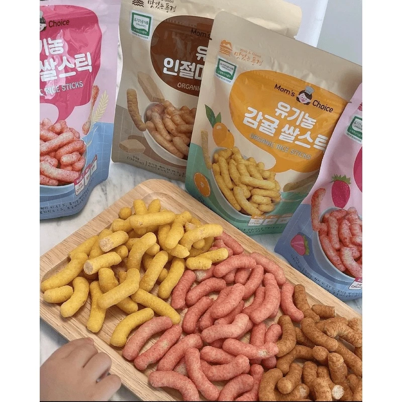 Bánh gạo lứt ăn dặm Mom's Choice dạng que cho bé từ 6m+ 30g