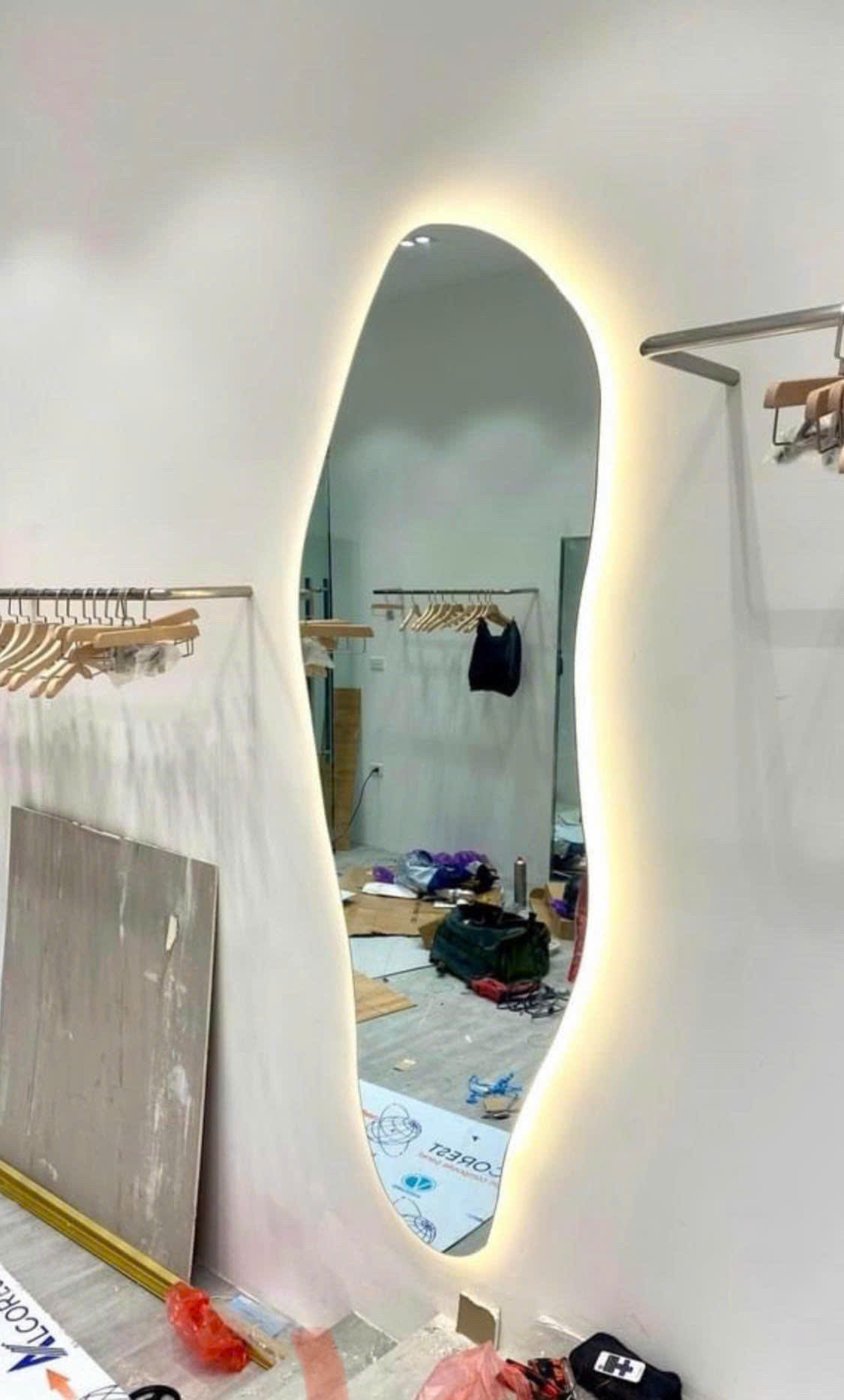 Tại sao gương đèn LED lại được ưa chuộng đến vậy?