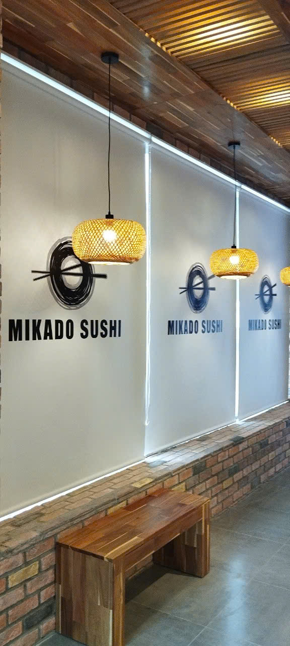 Rèm Cuốn In Tranh + In Logo