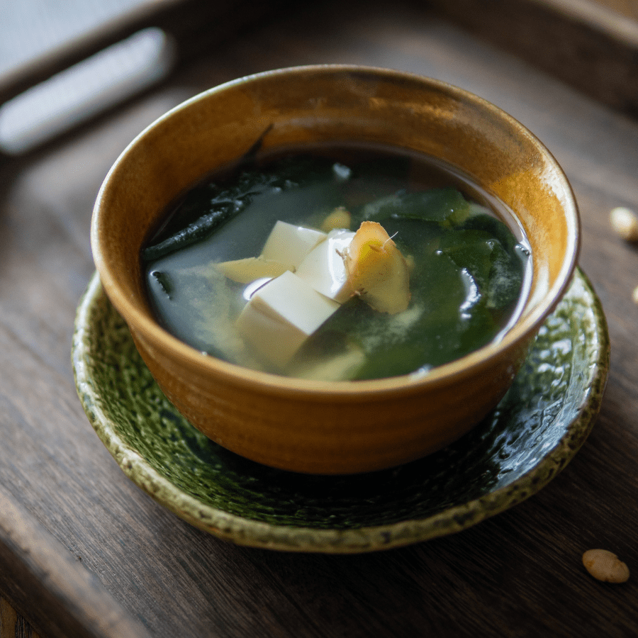 Canh rong biển đậu phụ non