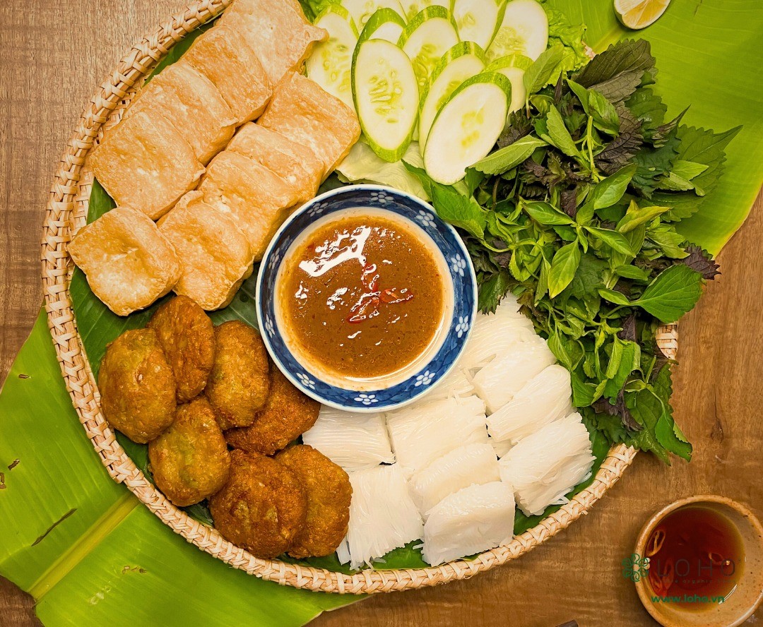 Bún đậu mắm tôm chay Loho - Thơm ngon nóng giòn!