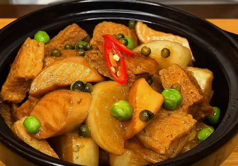 Đậu phụ cấp đông kho củ cải nấm