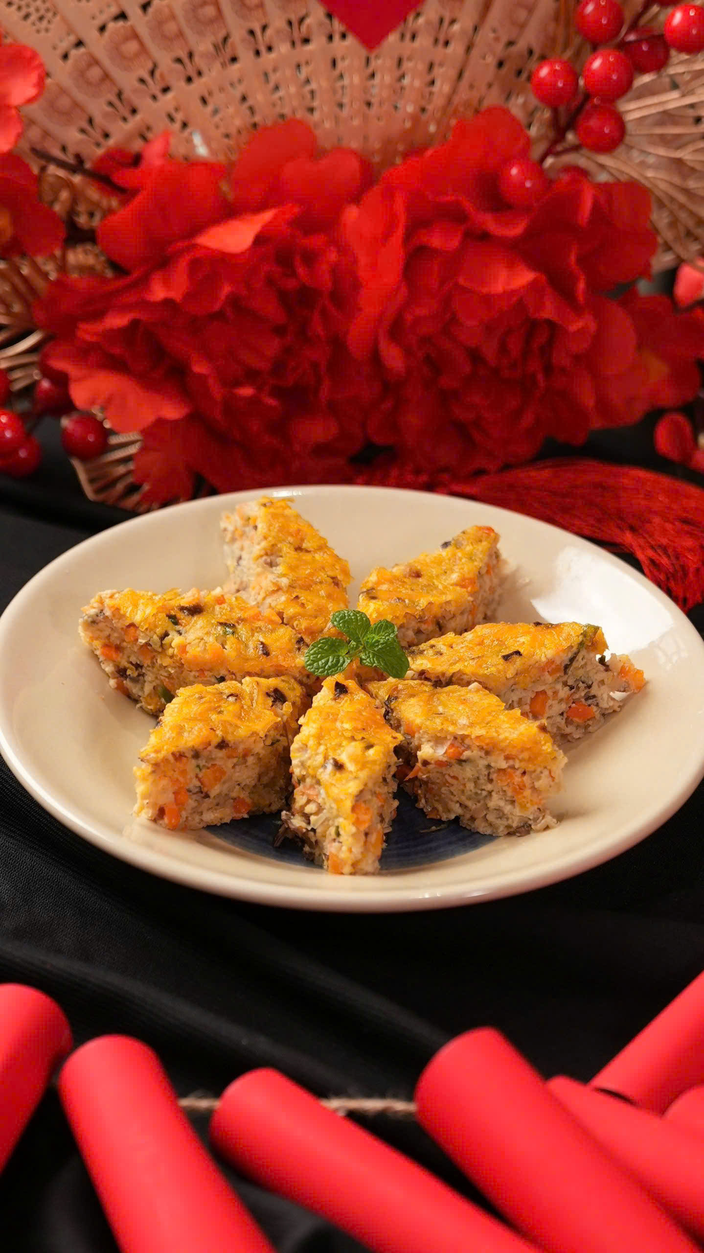 Chả Chay hấp phủ màu điều