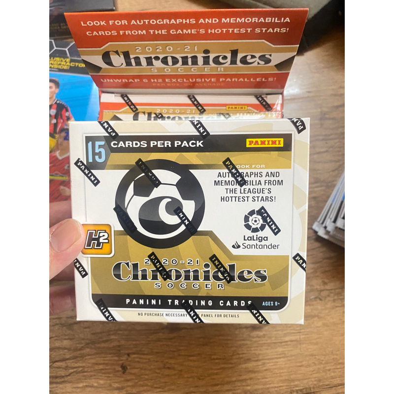 Hộp Panini Chronicles H2 Europe Edition Box 2020/21