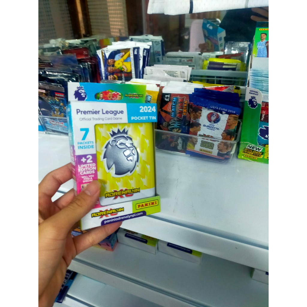 Hộp thẻ Panini Adrenalyn XL EPL Mini Tin 2023/24