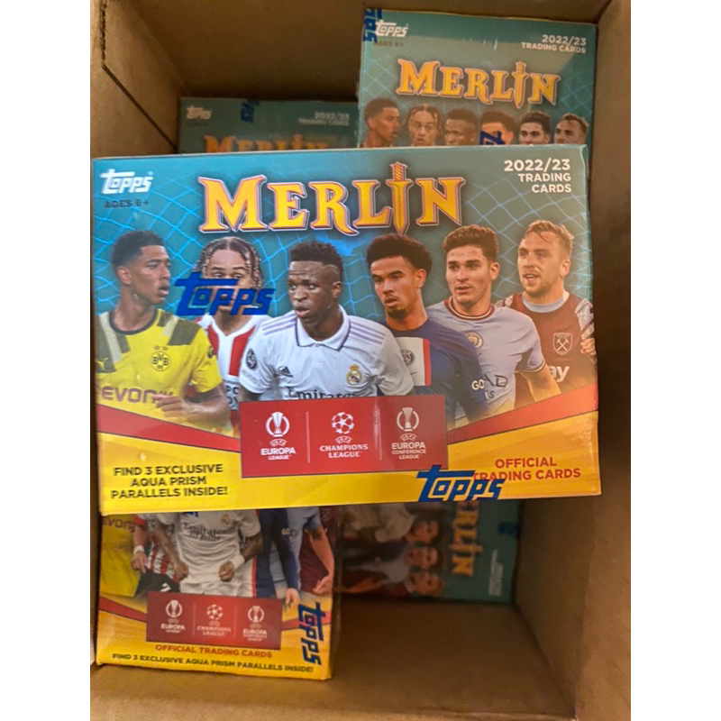 Hộp thẻ Topps UCC Merlin Chrome Blaster Box 2022/23
